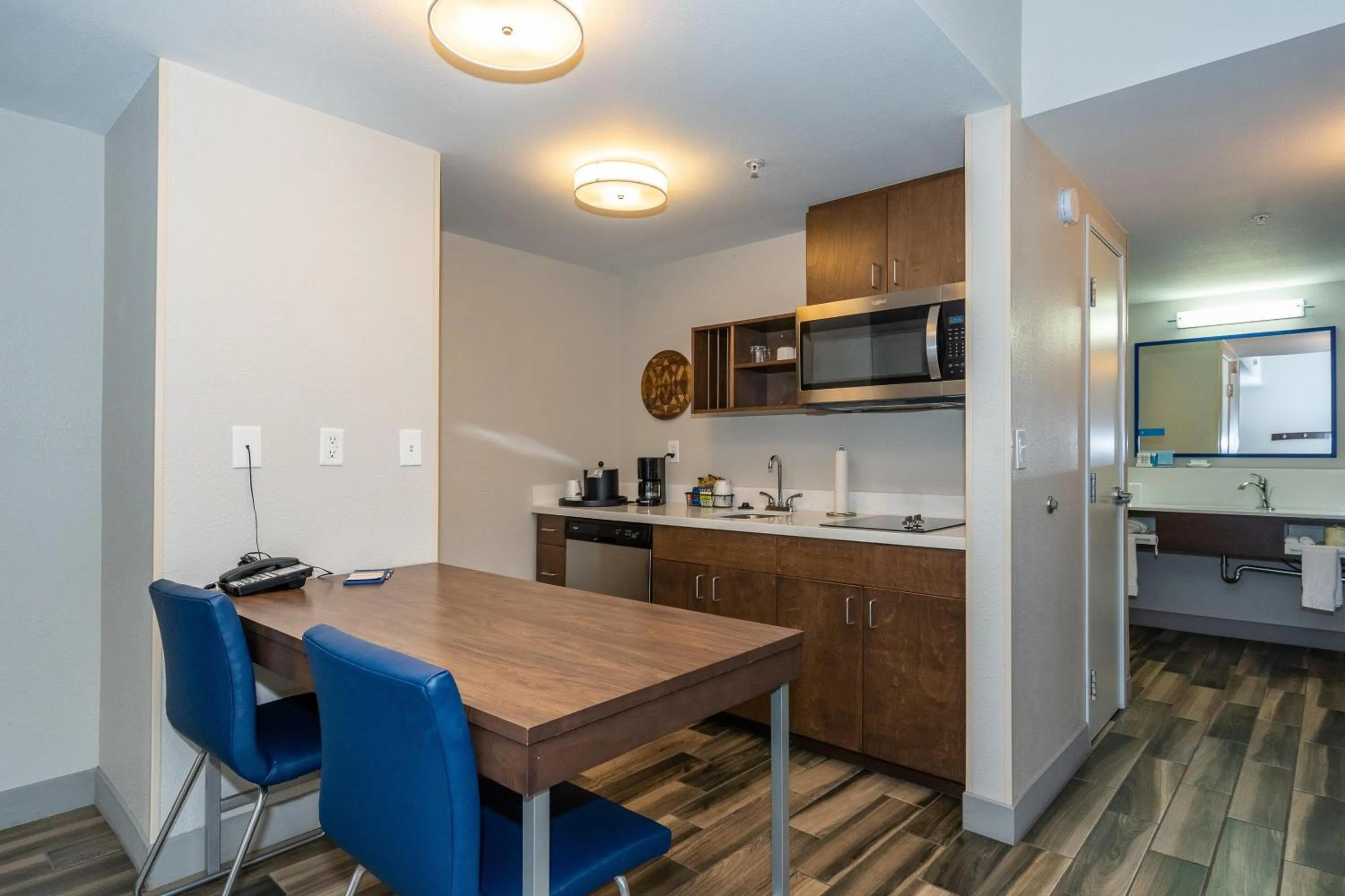 Kitchen or kitchenette in Hampton Inn & Suites Flagstaff - West