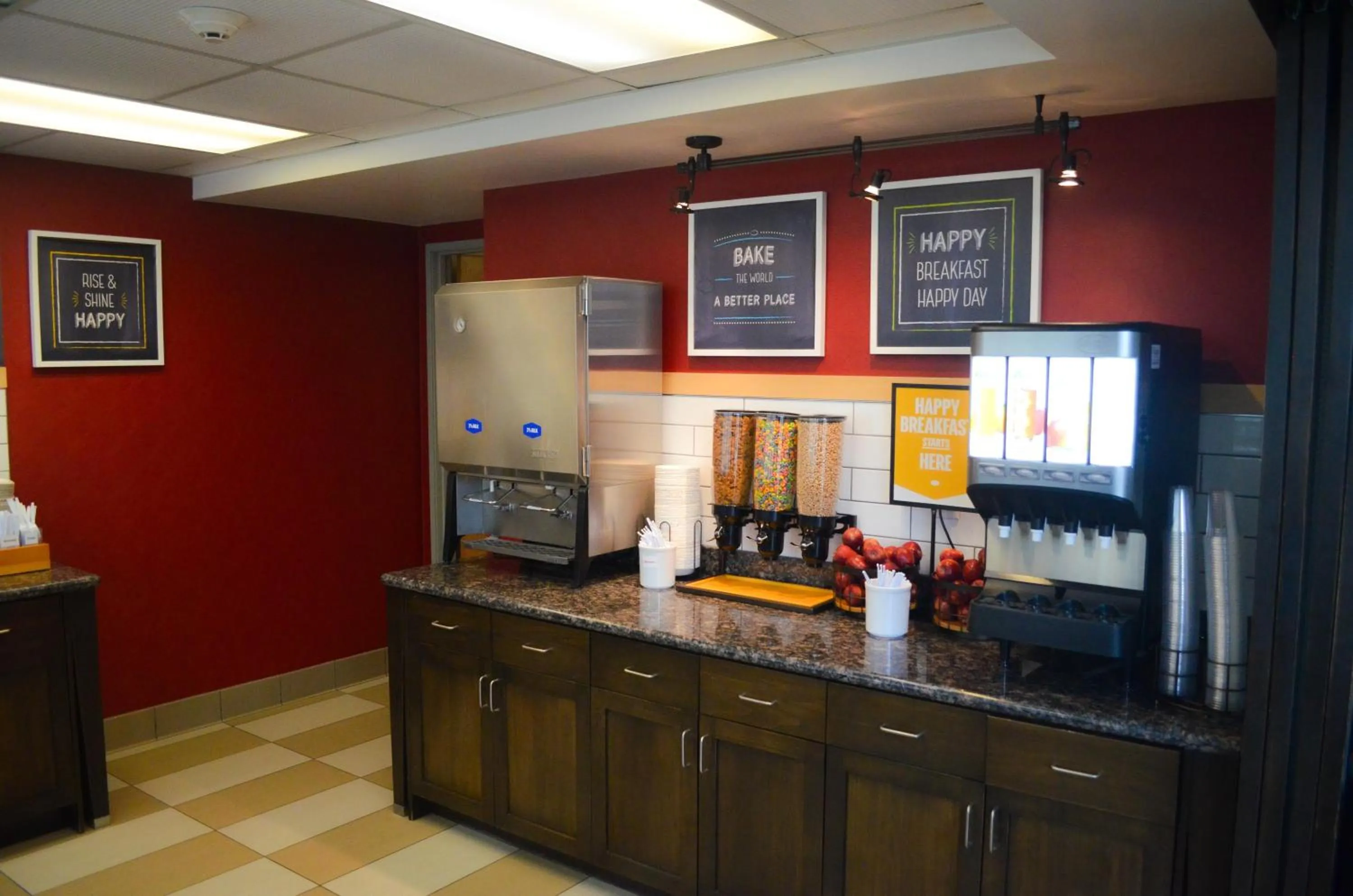 Breakfast in Hampton Inn & Suites Flagstaff - West