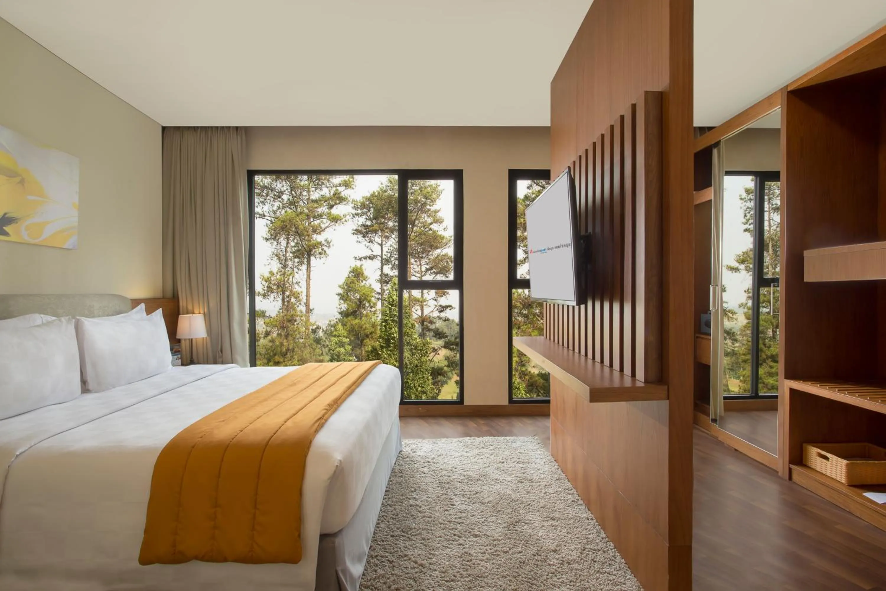 Bedroom, Bed in Swiss-Belresort Dago Heritage