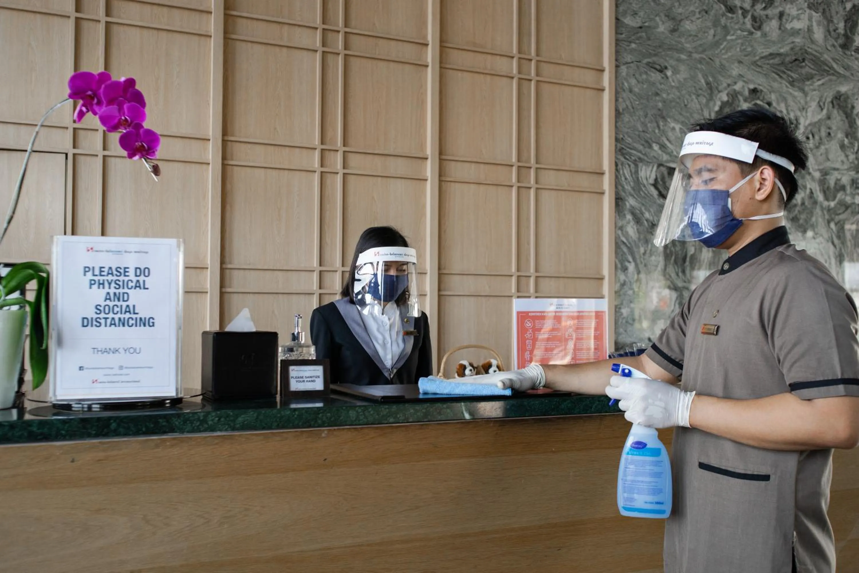 Staff in Swiss-Belresort Dago Heritage