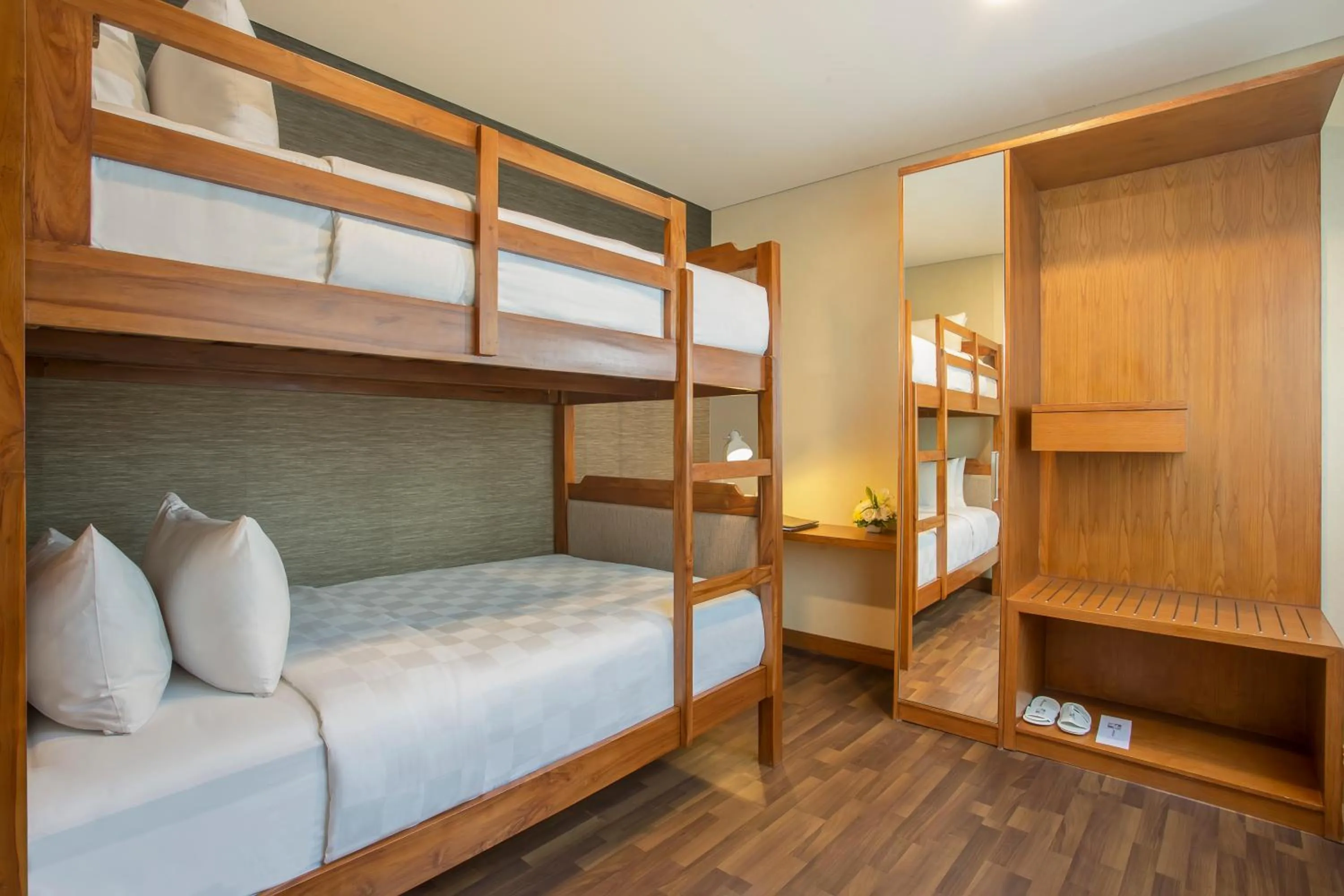 bunk bed, Bed in Swiss-Belresort Dago Heritage