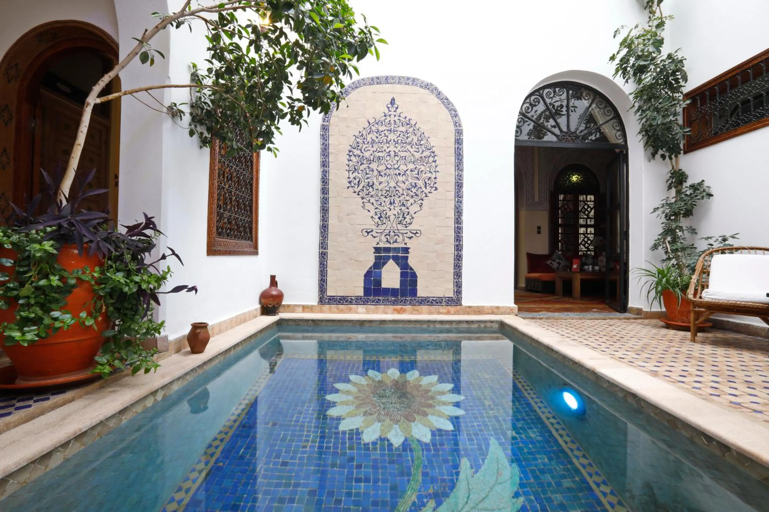 Swimming pool in Riad Daria Suites & Spa