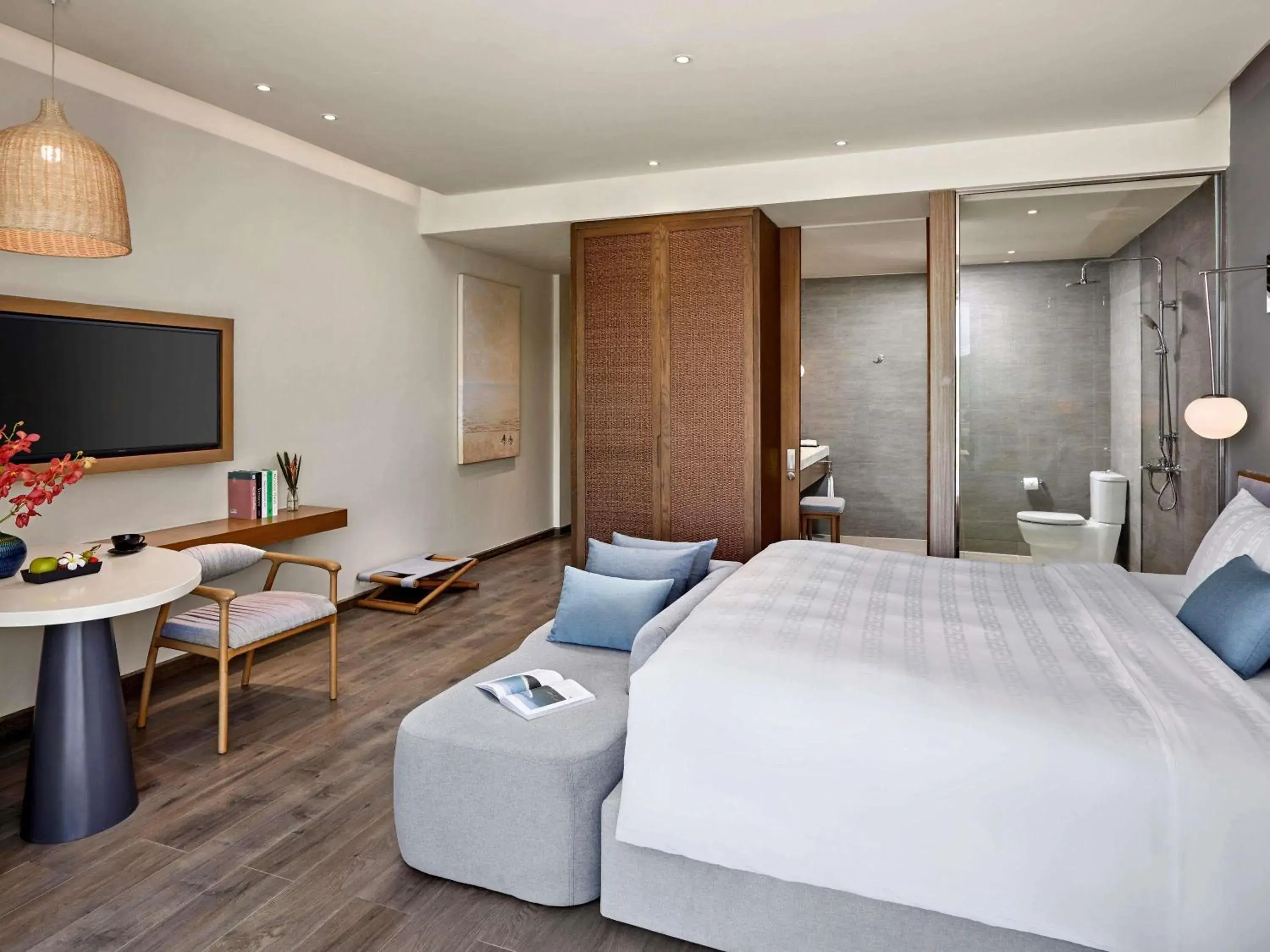 Standard King Room with Balcony in Premier Residences Phu Quoc Emerald Bay Managed by Accor Standard King Room with Balcony in Premier Residences Phu Quoc Emerald Bay Managed by Accor