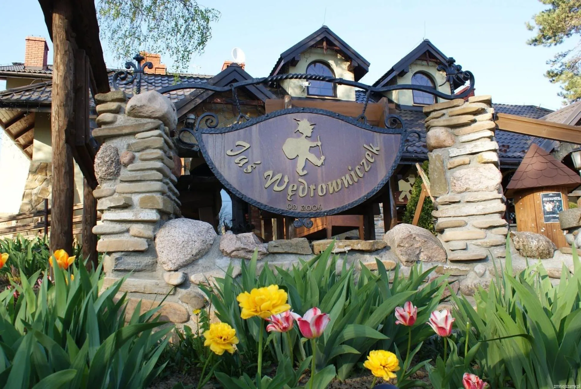 Property logo or sign in Jaś Wędrowniczek