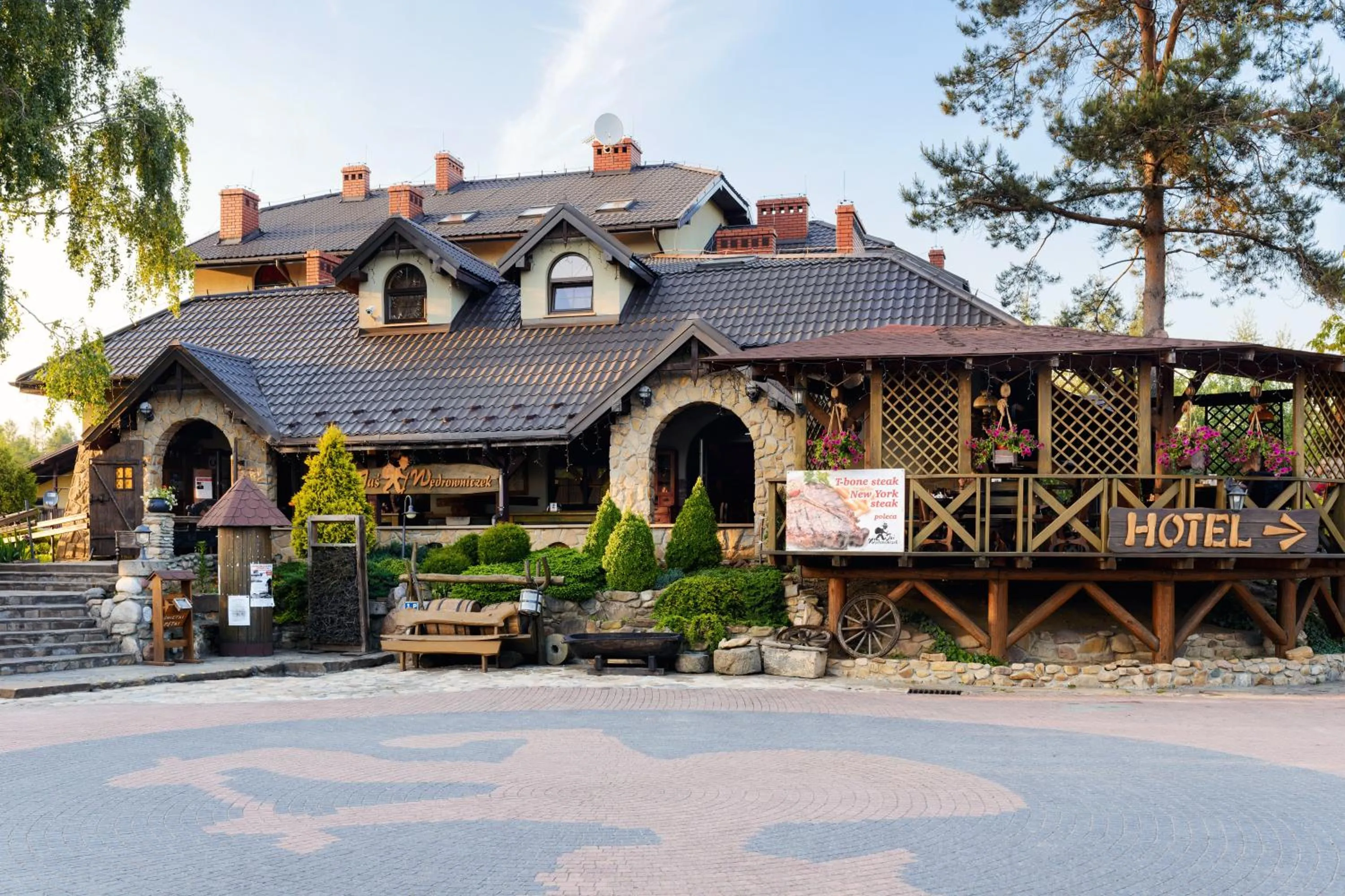 Facade/entrance in Jaś Wędrowniczek