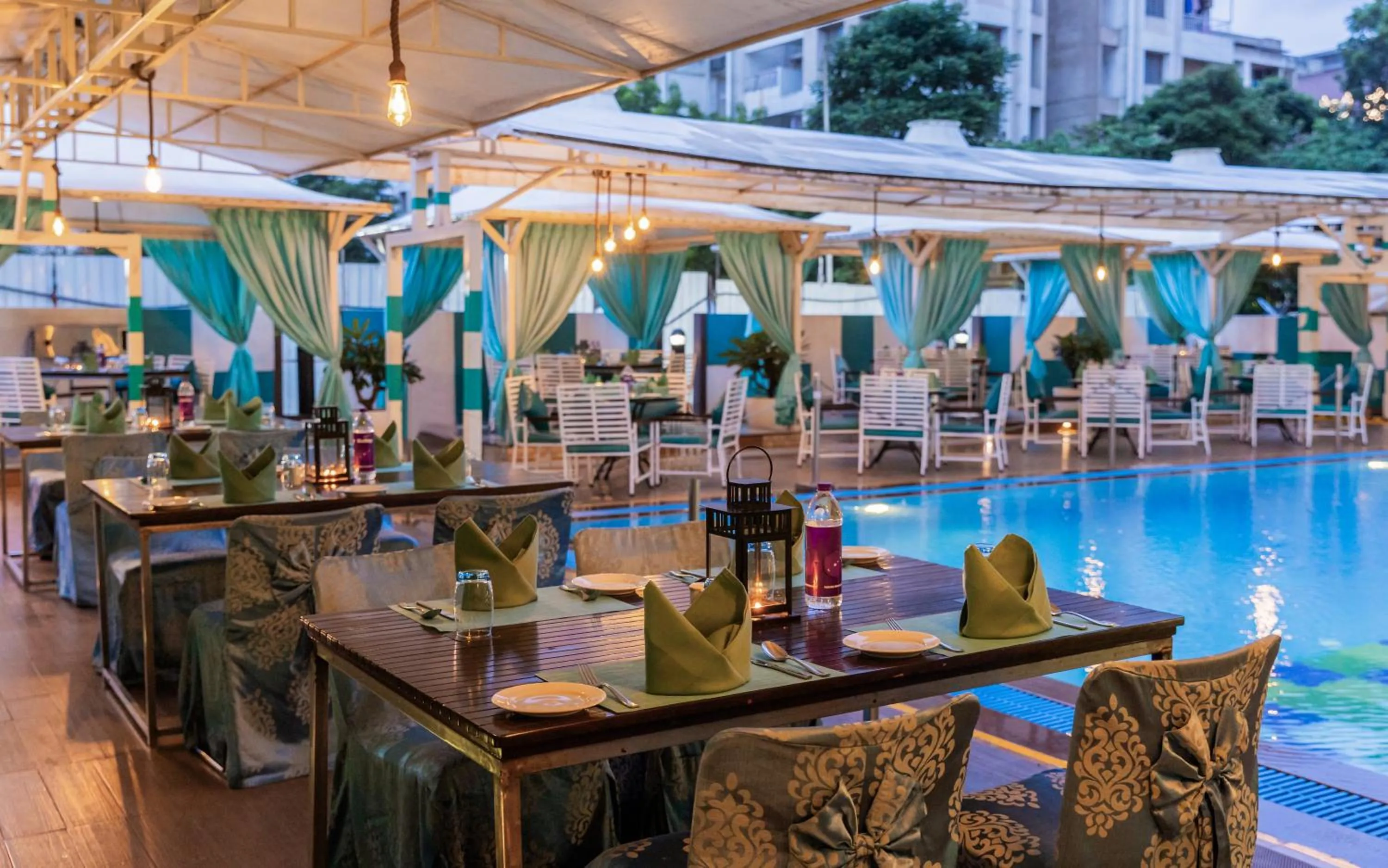 Restaurant/places to eat in Sayaji Pune