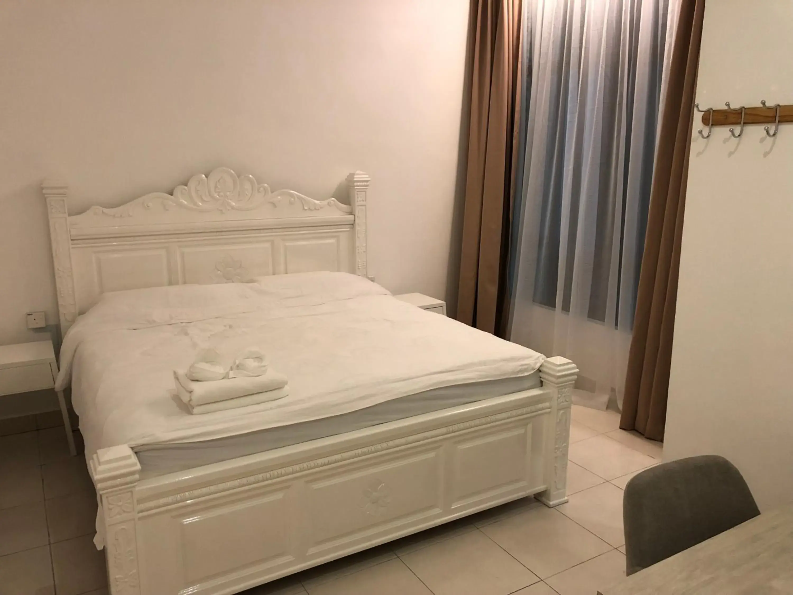 Brand New Apartment in Local Neighbourhood Brand New Apartment in Local Neighbourhood