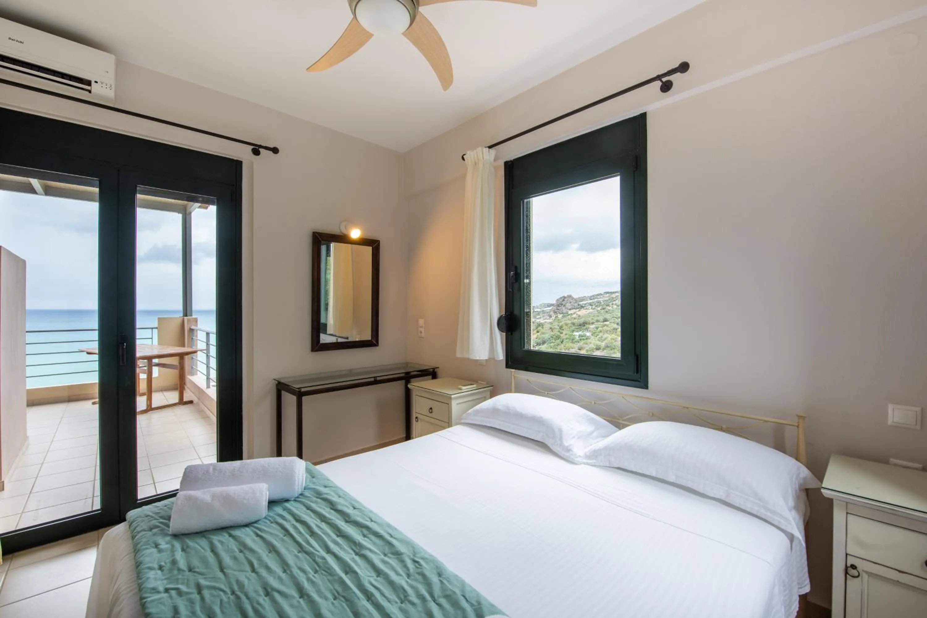 Bedroom, Bed in Portela Suites Kastri