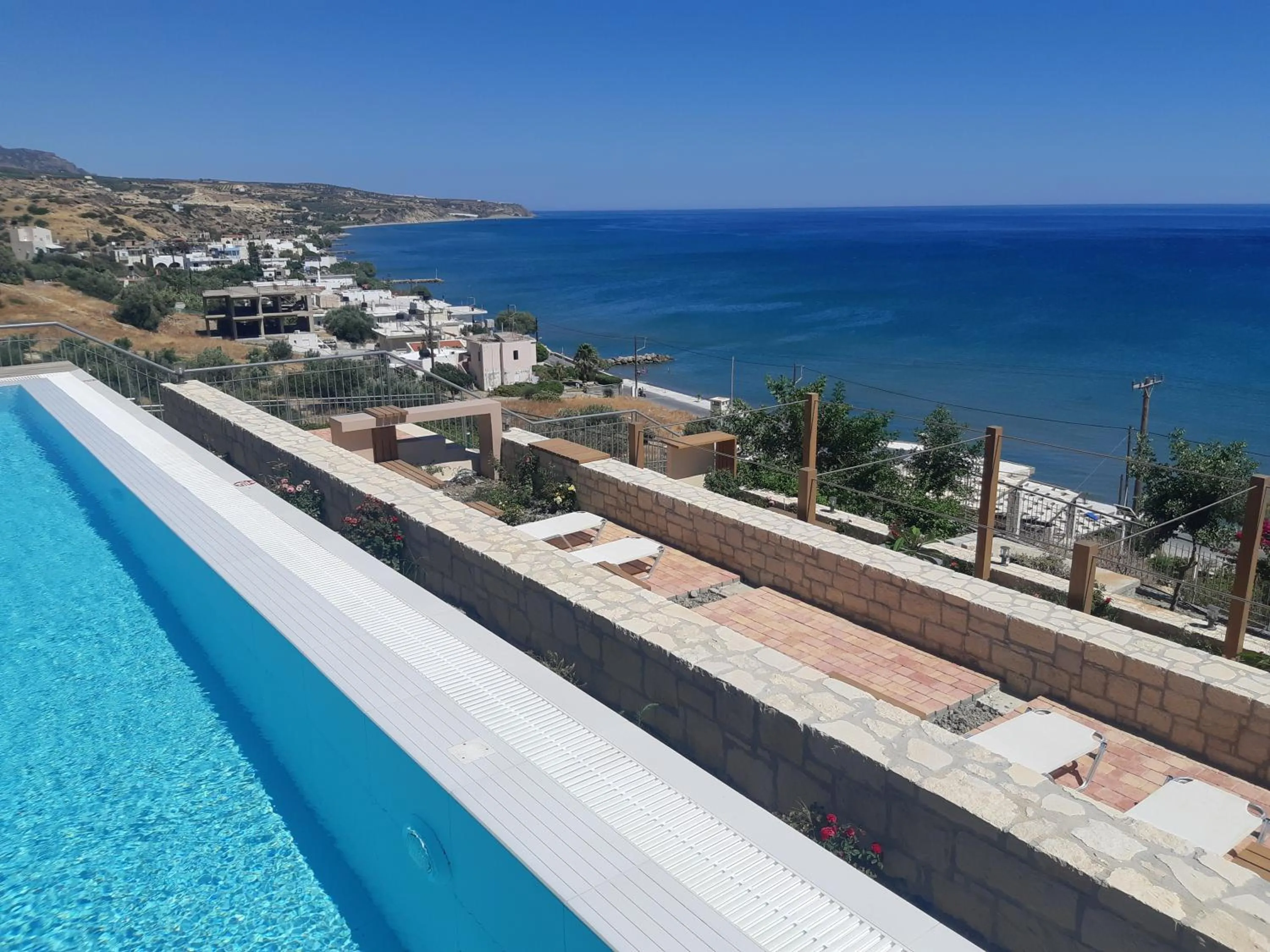 Pool view in Portela Suites Kastri