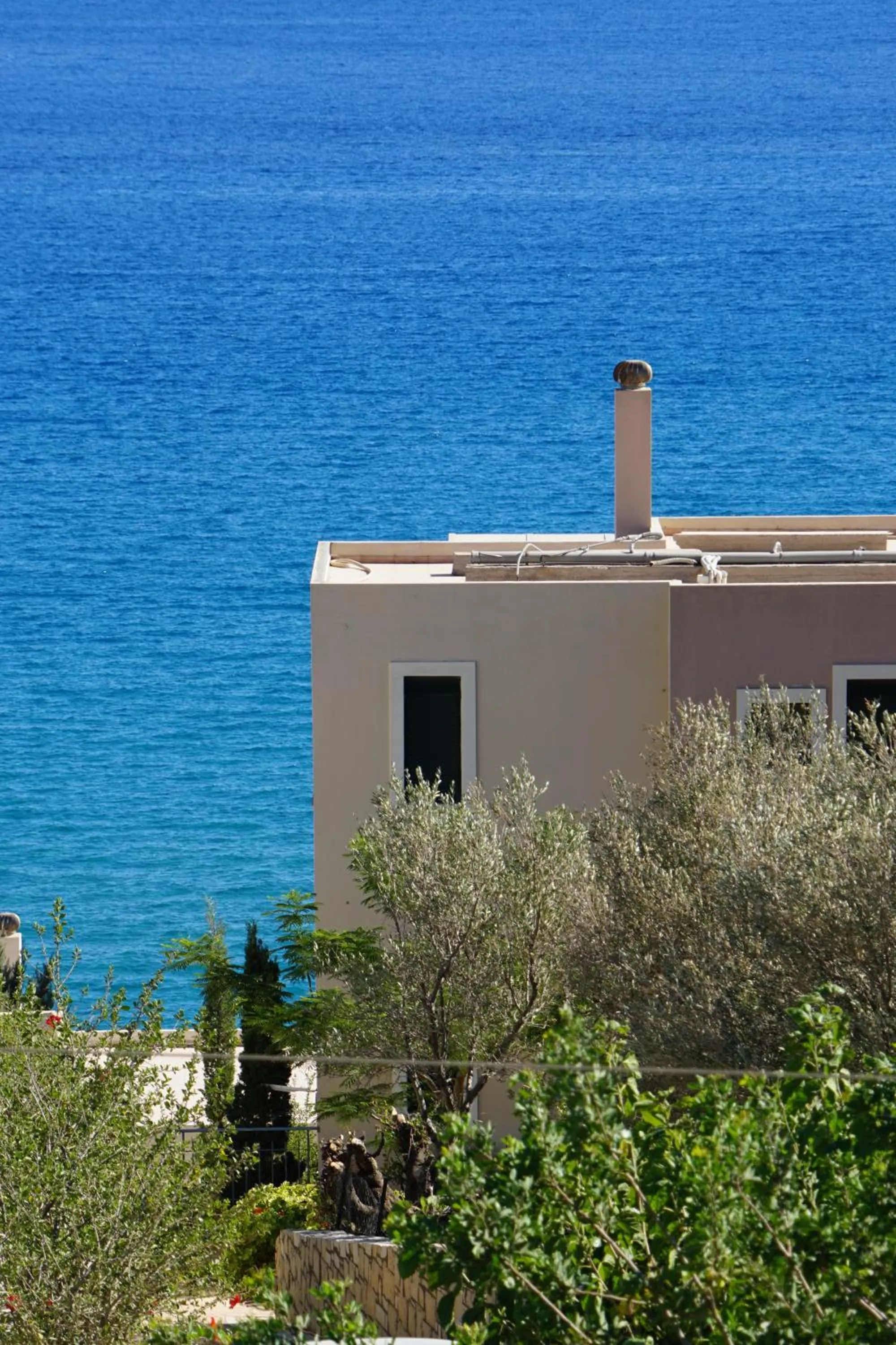 Facade/entrance in Portela Suites Kastri