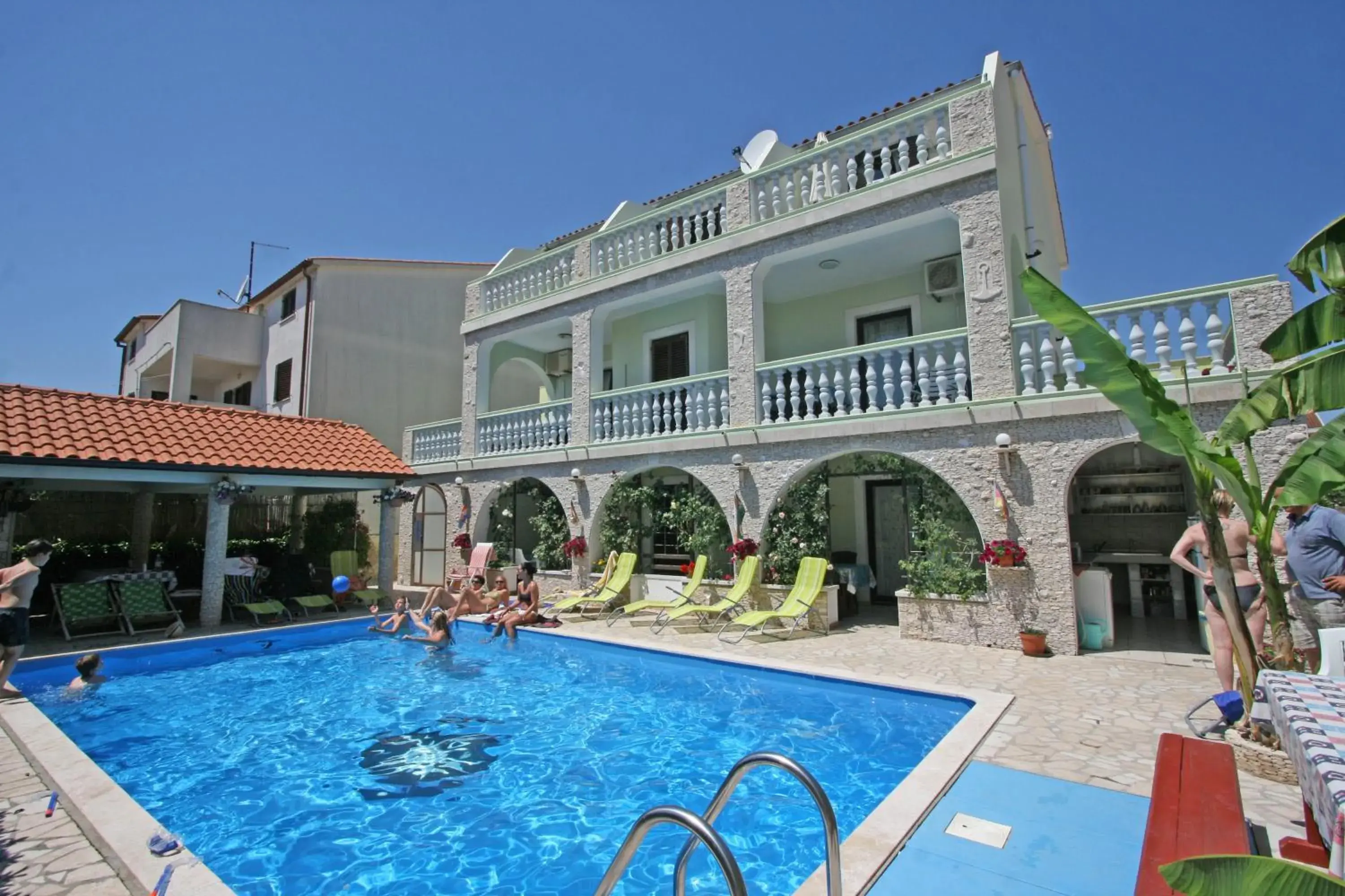 Two-Bedroom Apartment in Apartments & Rooms Lo & Mar Two-Bedroom Apartment in Apartments & Rooms Lo & Mar