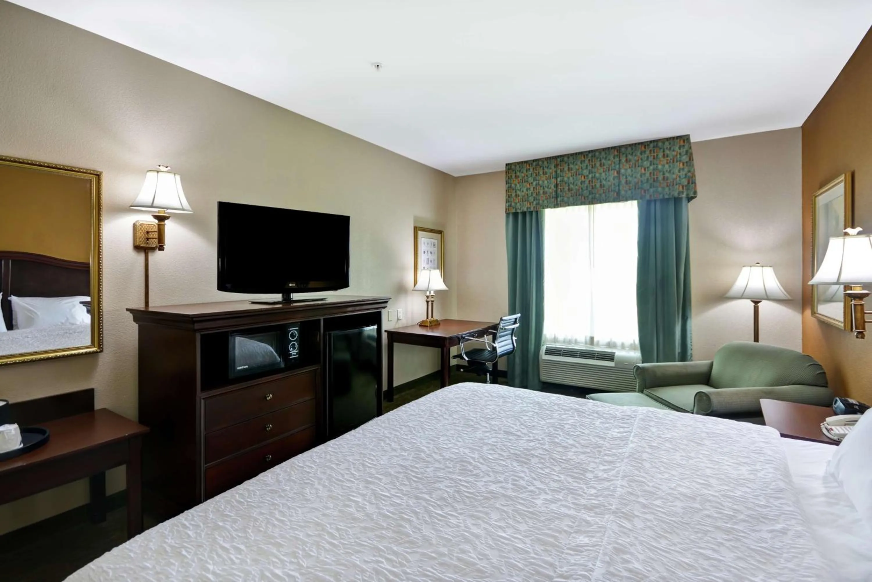 Bedroom, Bed in Hampton Inn Corpus Christi - Northwest I-37