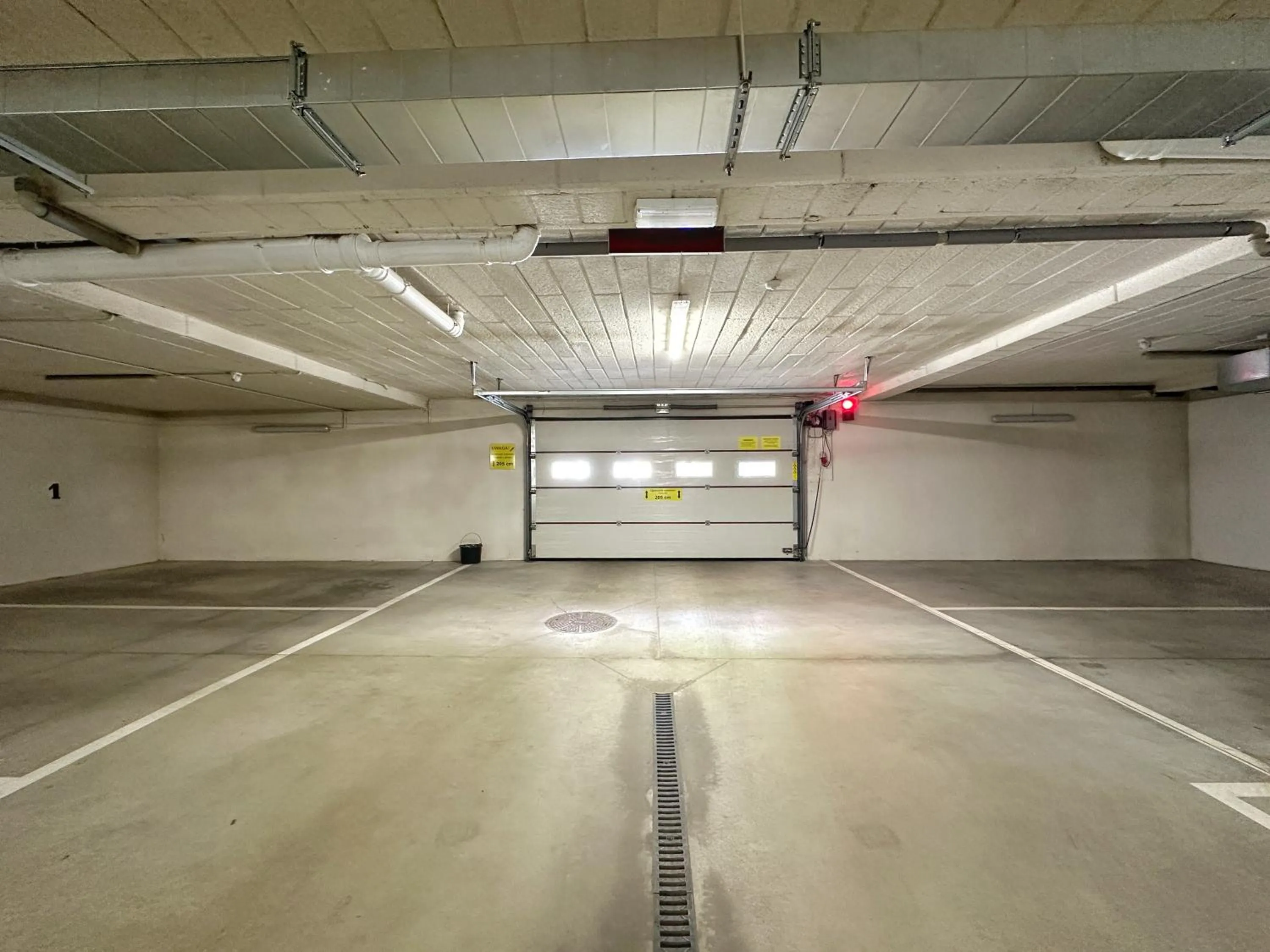 Parking in Apartamenty City Center Cicha 8