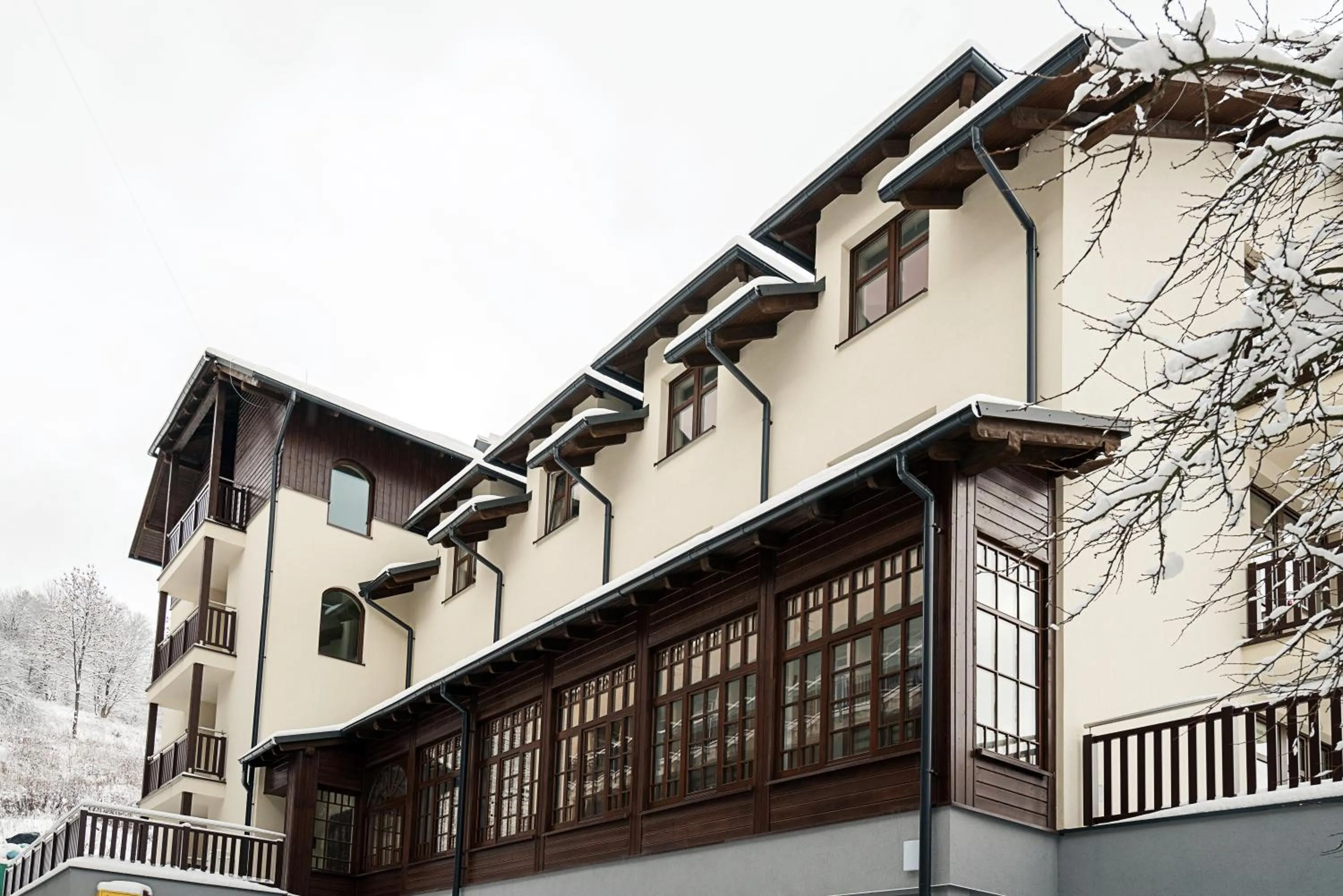 Property building in Apartamenty City Center Cicha 8