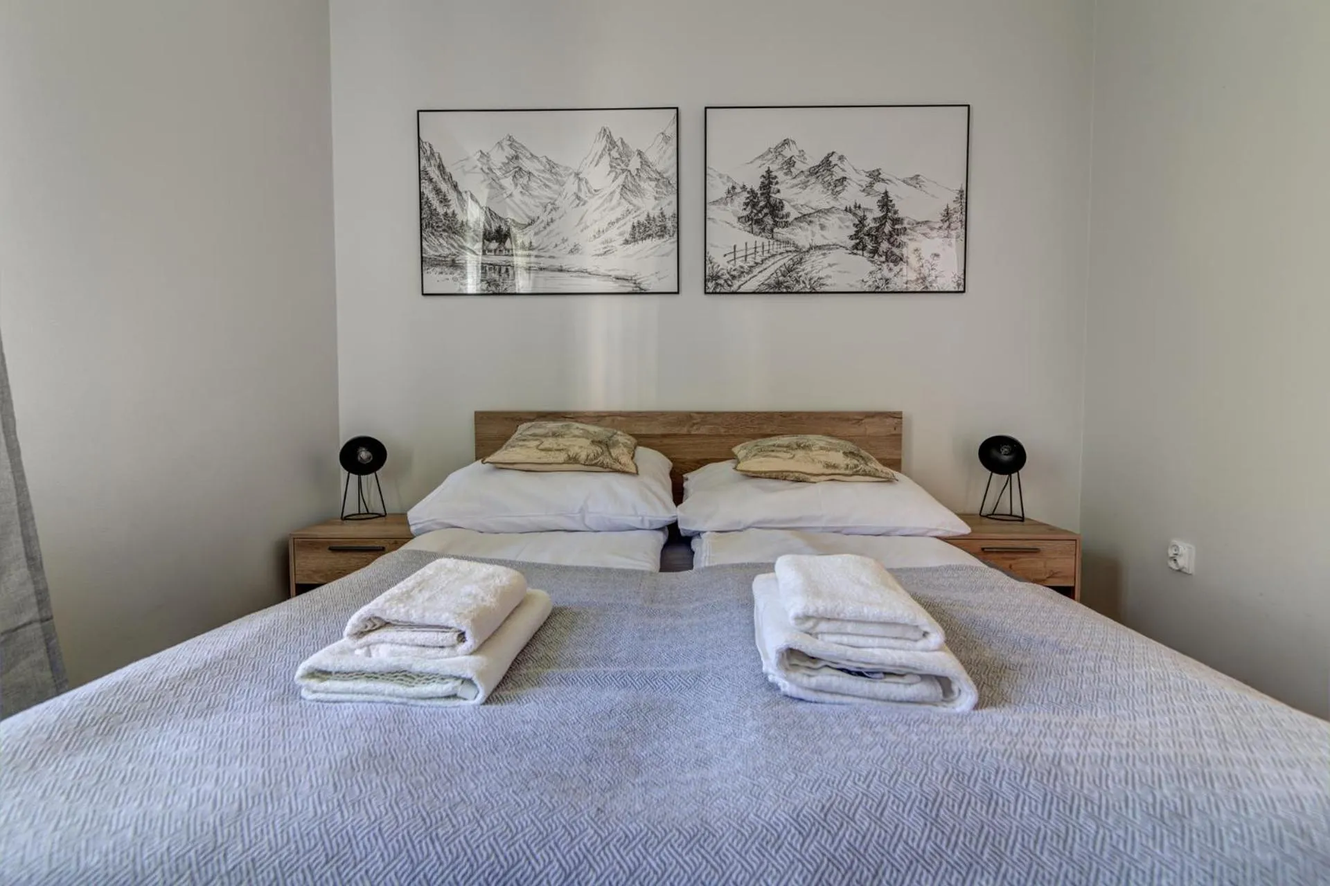 Bed in Apartamenty City Center Cicha 8