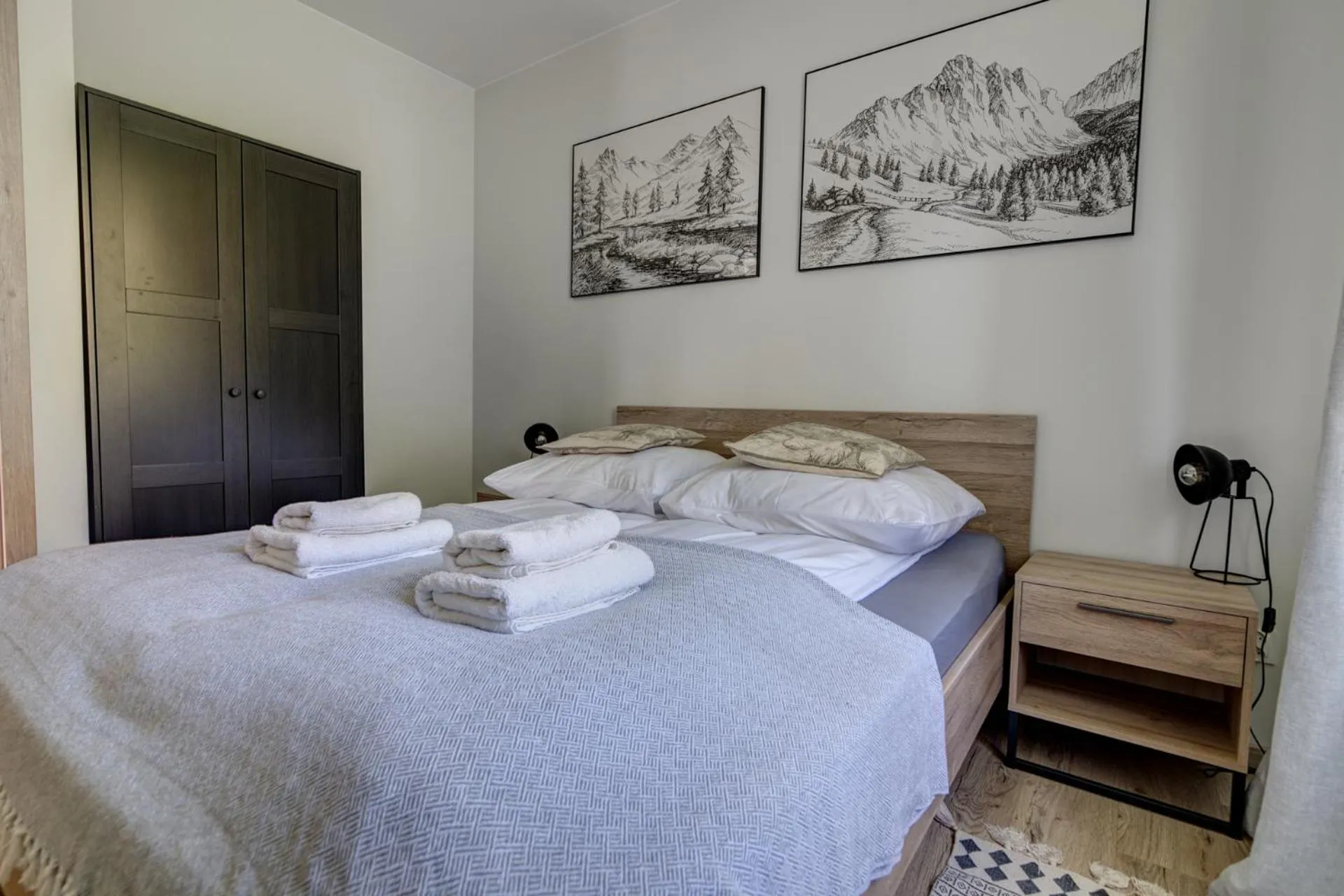 Bed in Apartamenty City Center Cicha 8