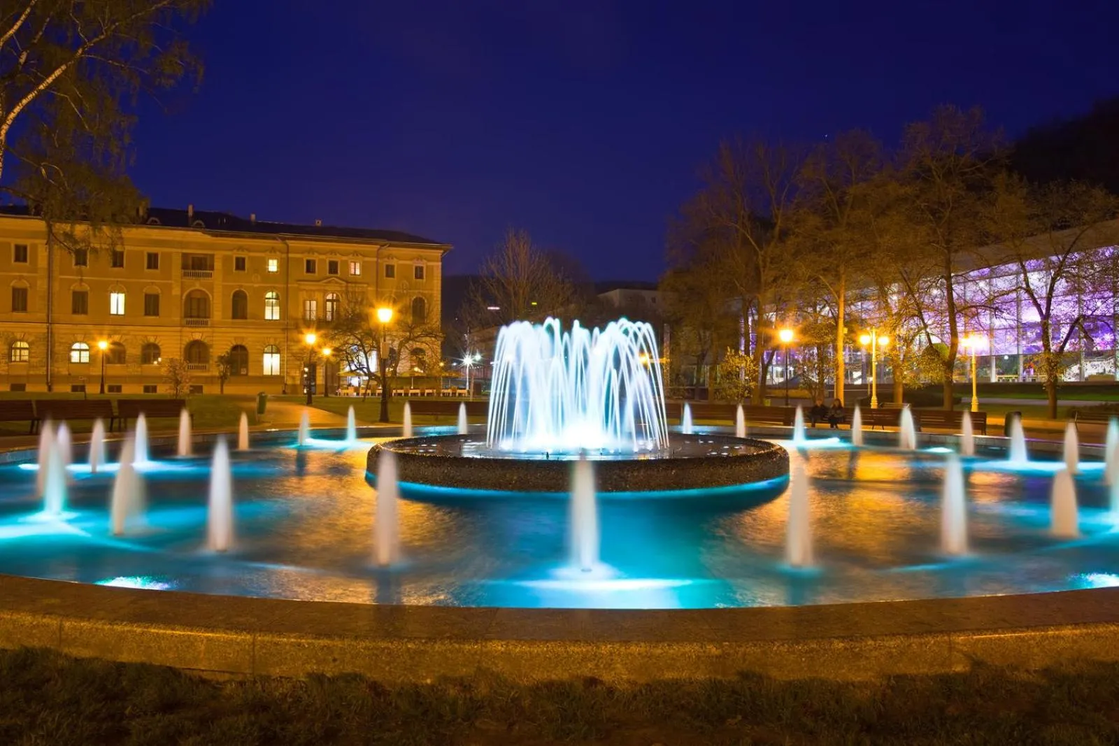 Spring in Apartamenty City Center Cicha 8