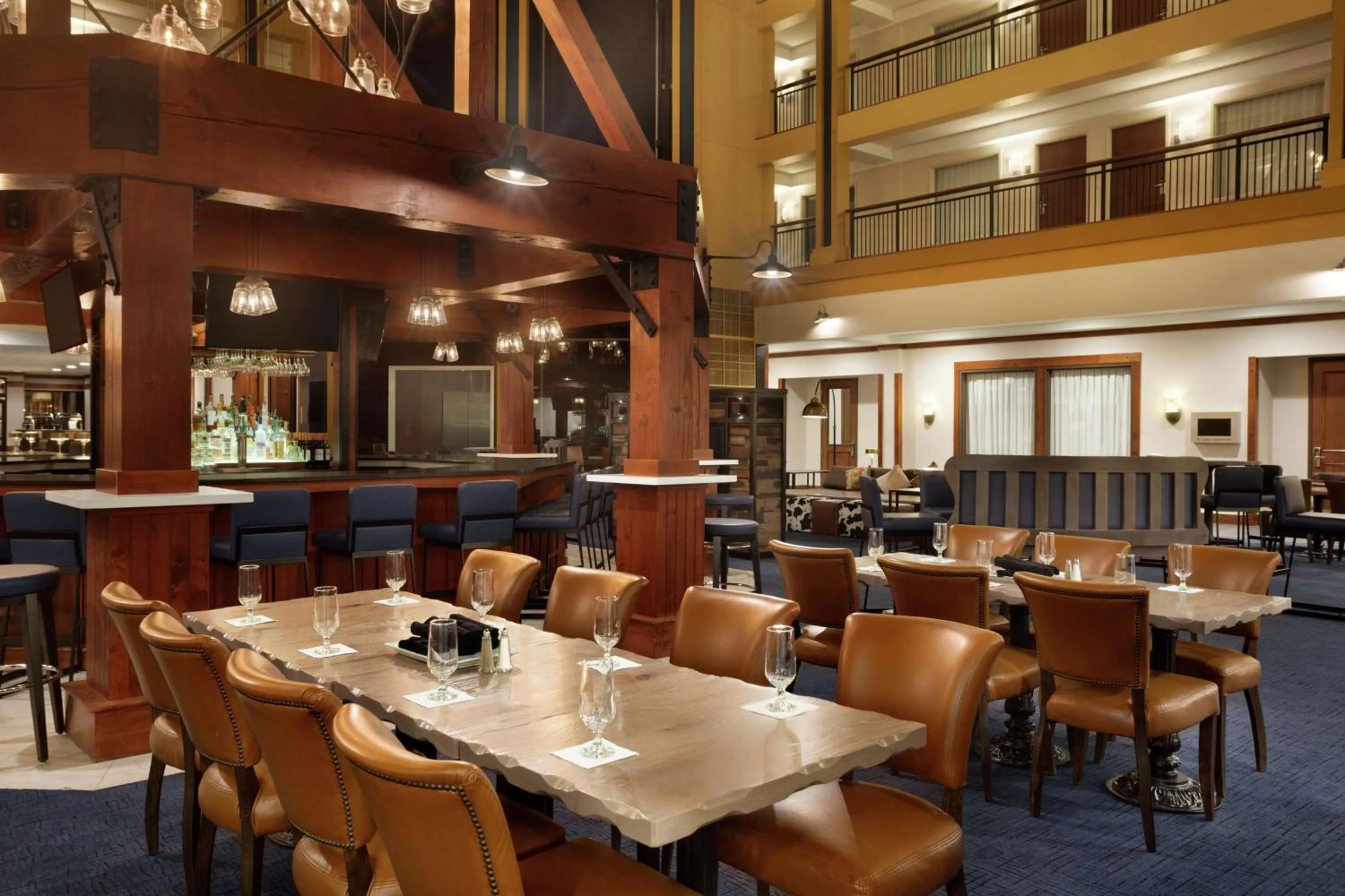 Restaurant/places to eat in Embassy Suites by Hilton Denver International Airport