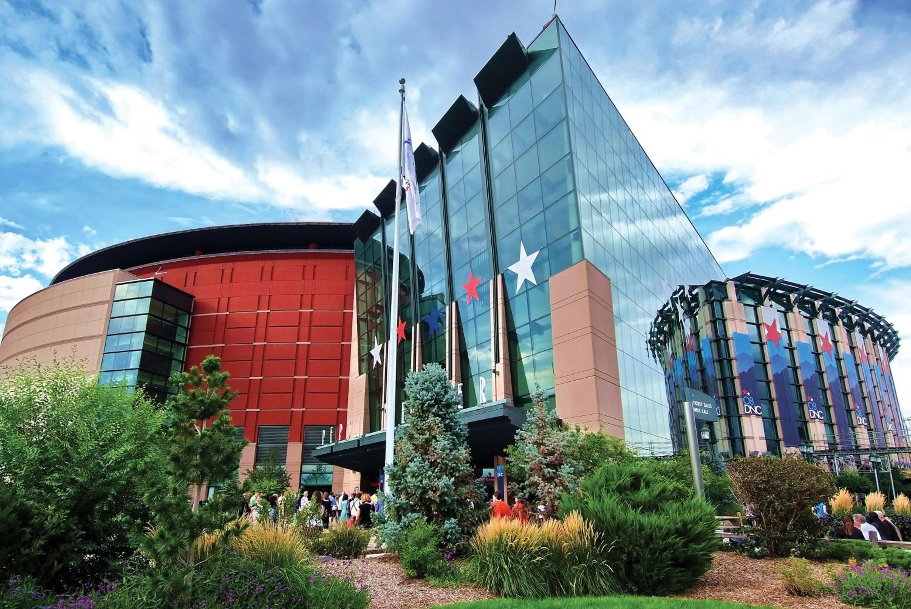 Property building in Embassy Suites by Hilton Denver International Airport