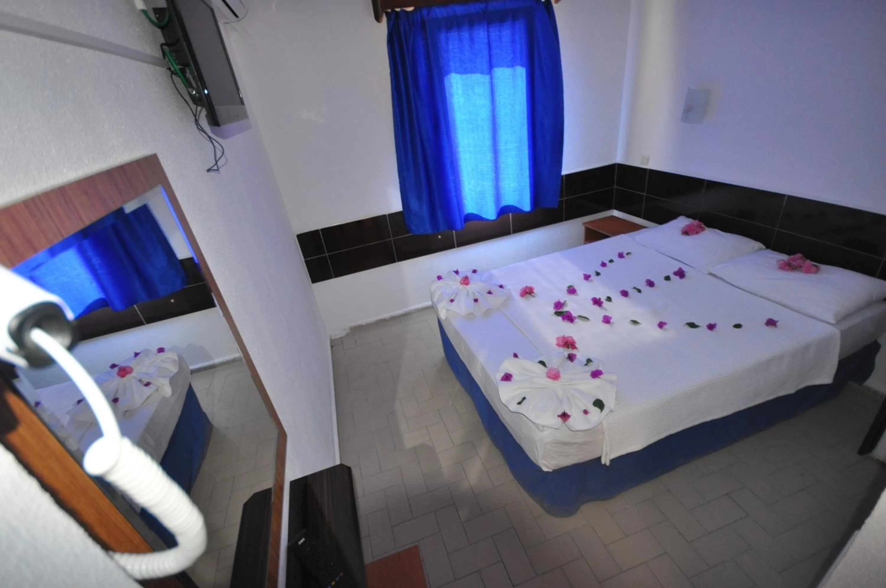 Photo of the whole room in Bodrum Blu Hotel