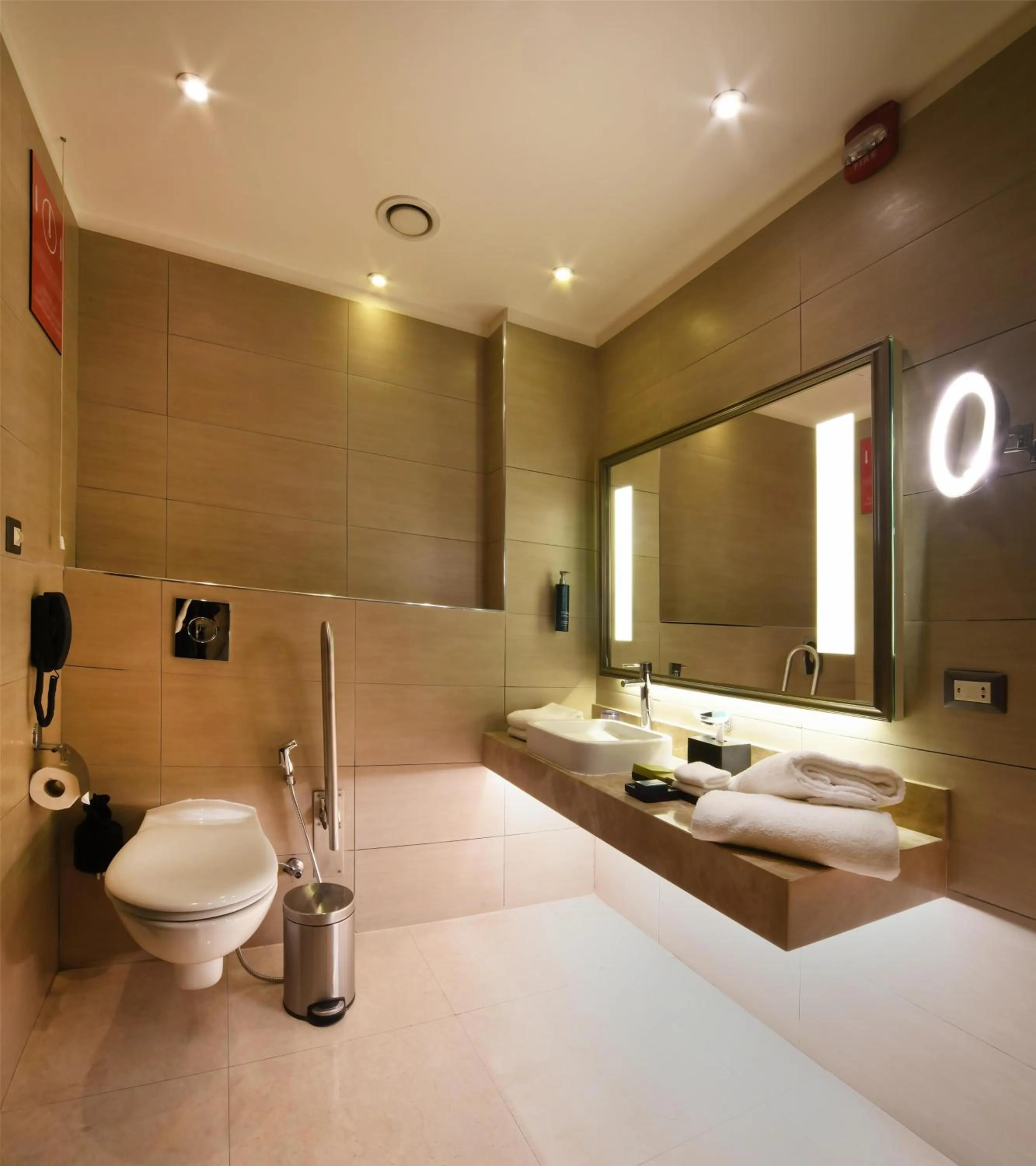 Bathroom in Hilton Amman