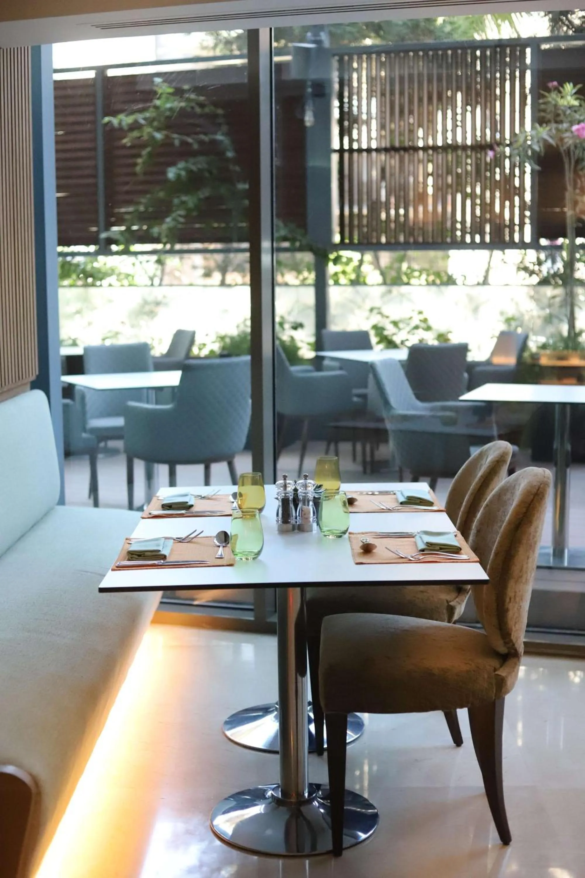 Restaurant/places to eat in Hilton Amman