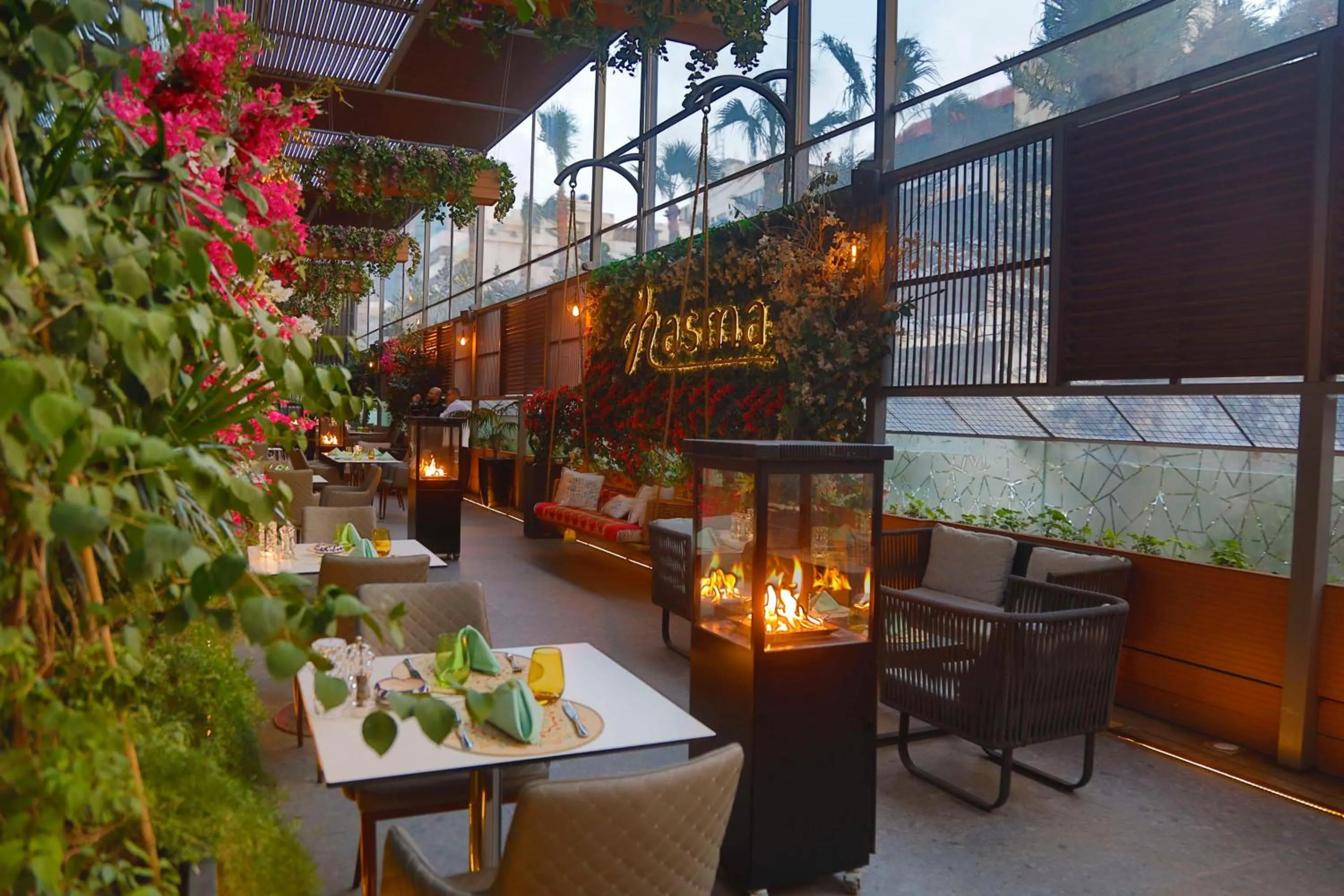 Restaurant/places to eat in Hilton Amman