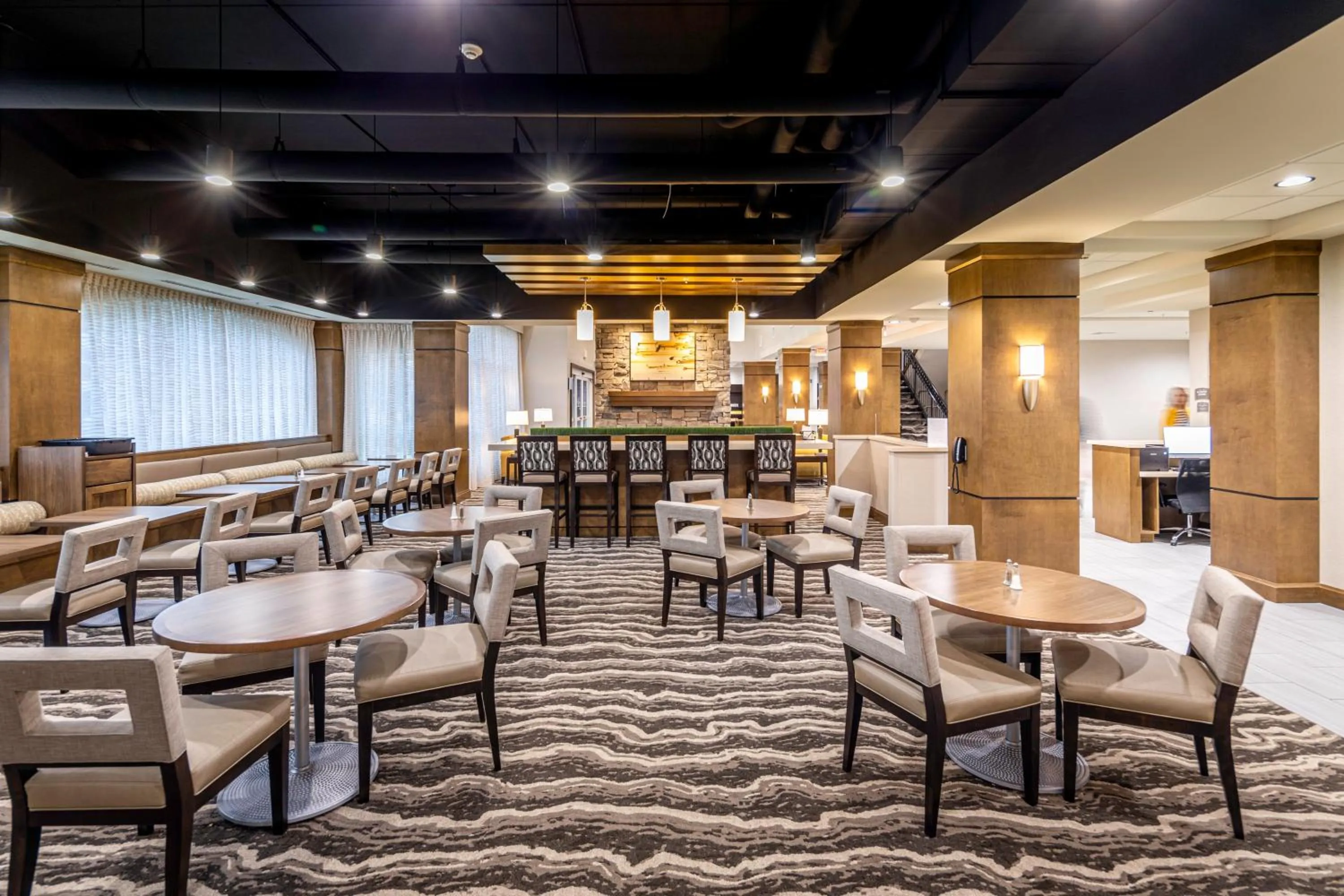 Restaurant/places to eat in Staybridge Suites Montgomery - Downtown by IHG