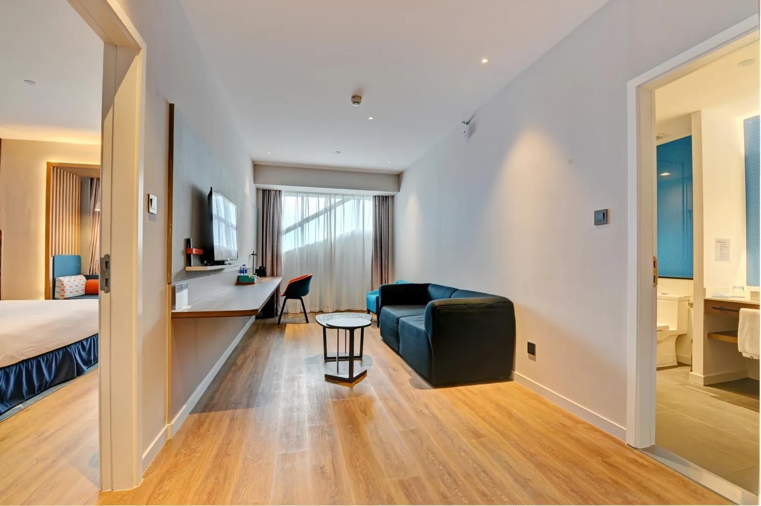 Living room, Bed in Holiday Inn Express Xiamen Airport Zone by IHG