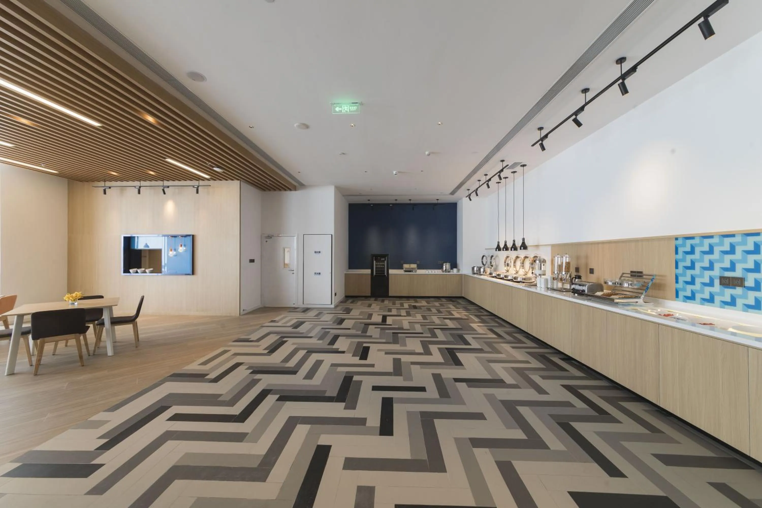 Breakfast in Holiday Inn Express Xiamen Airport Zone by IHG