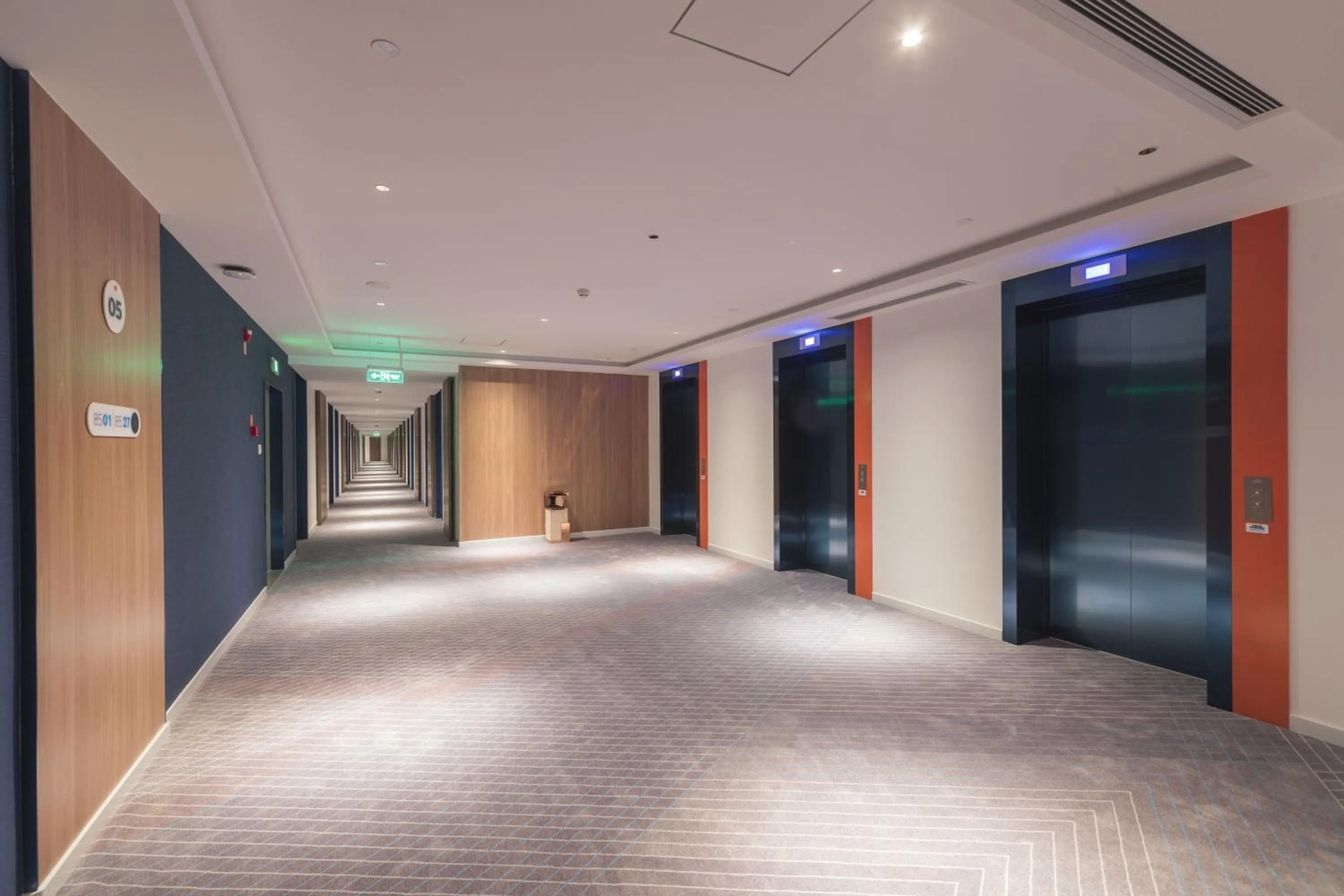 Lobby or reception in Holiday Inn Express Xiamen Airport Zone by IHG