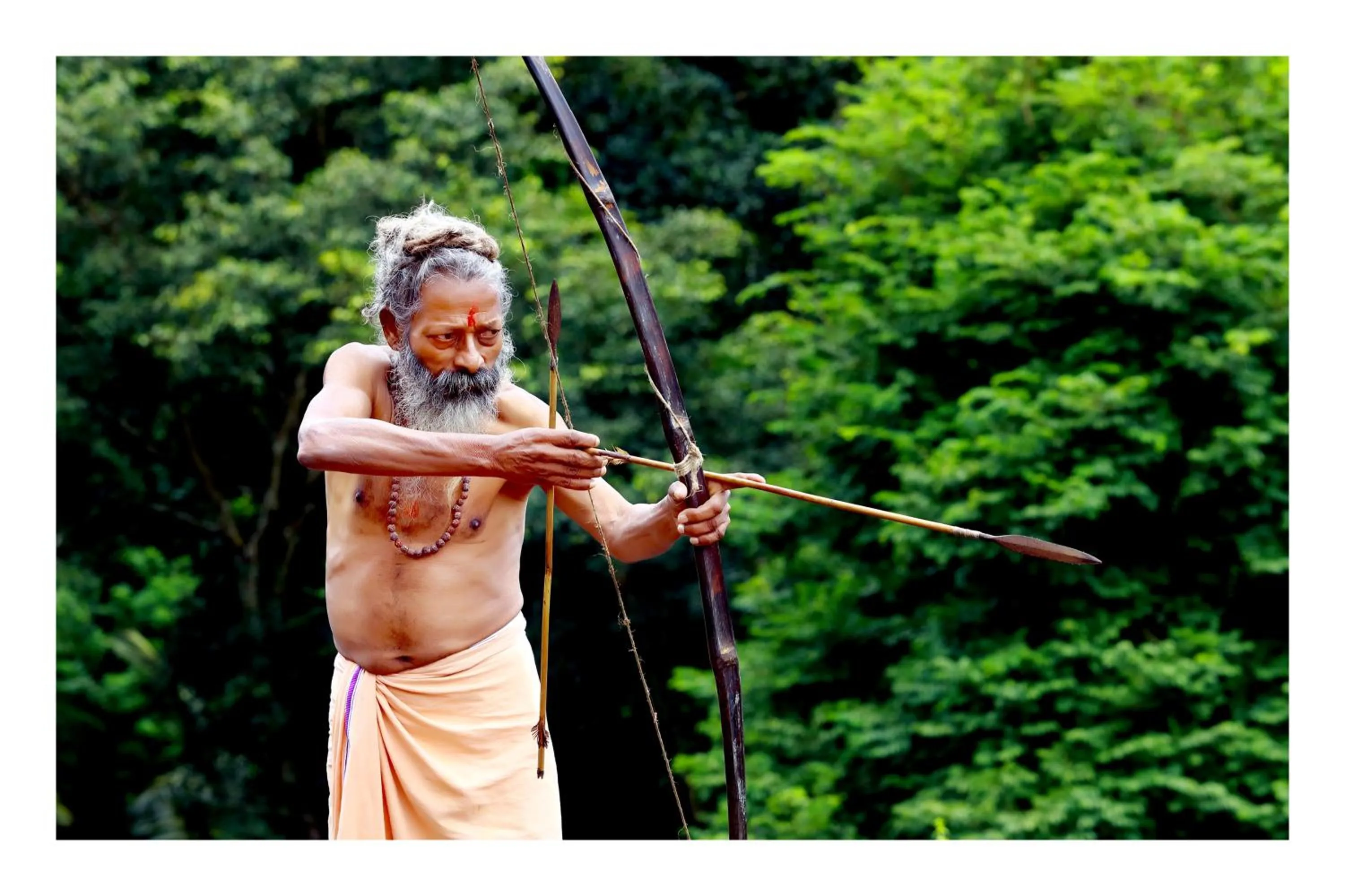 Entertainment in Vayal Veedu