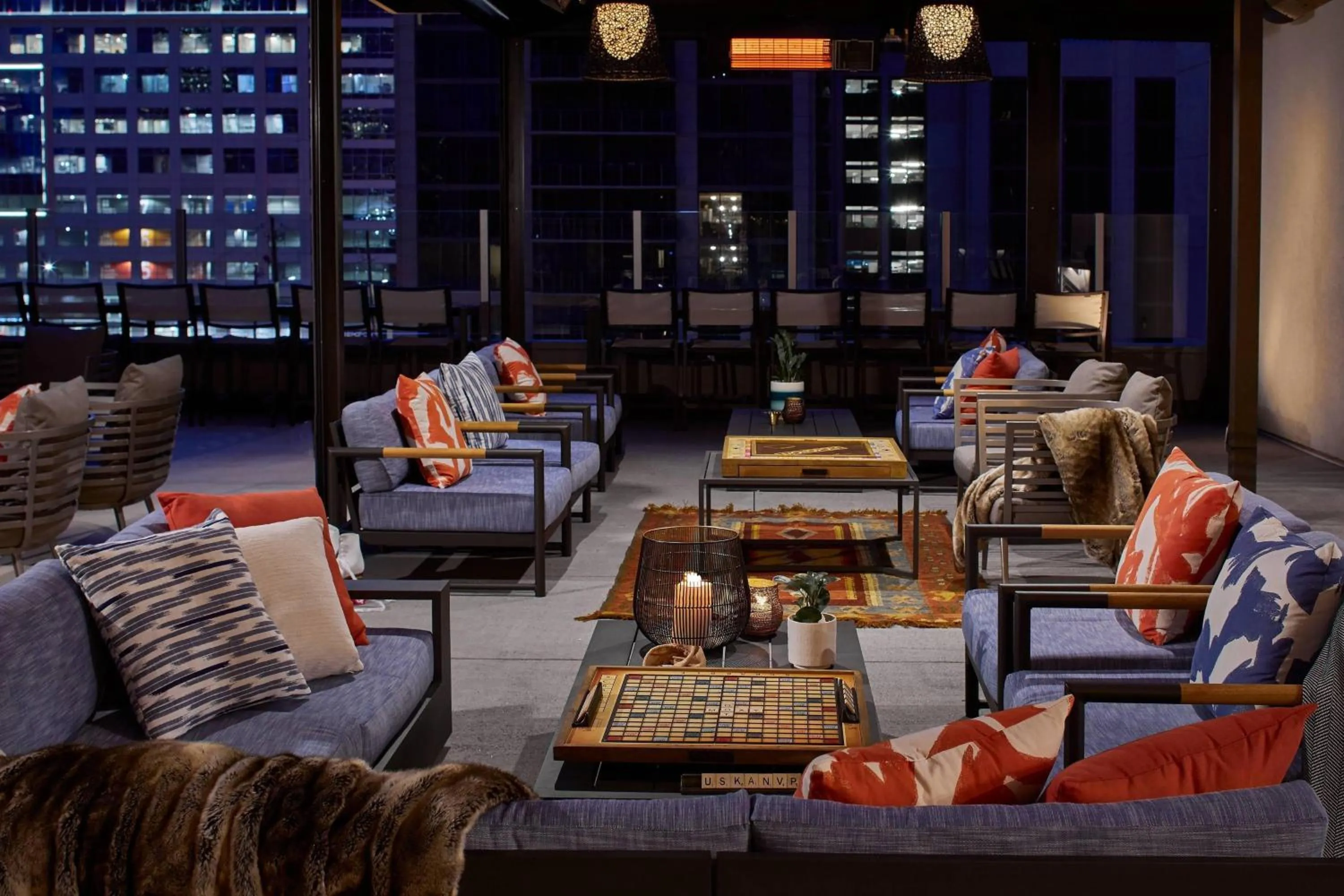 Lounge or bar in Moxy Atlanta Midtown