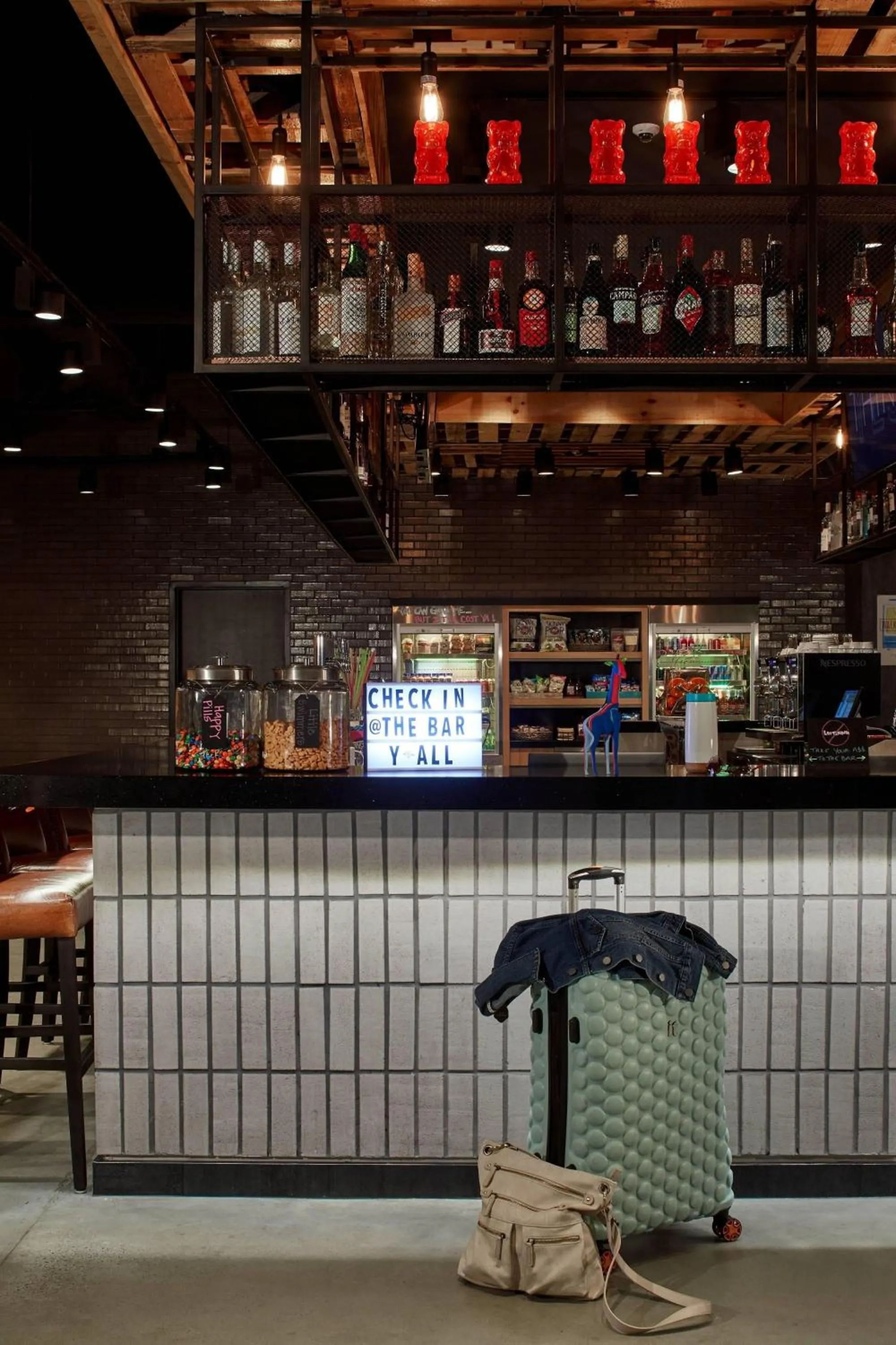 Lounge or bar in Moxy Atlanta Midtown