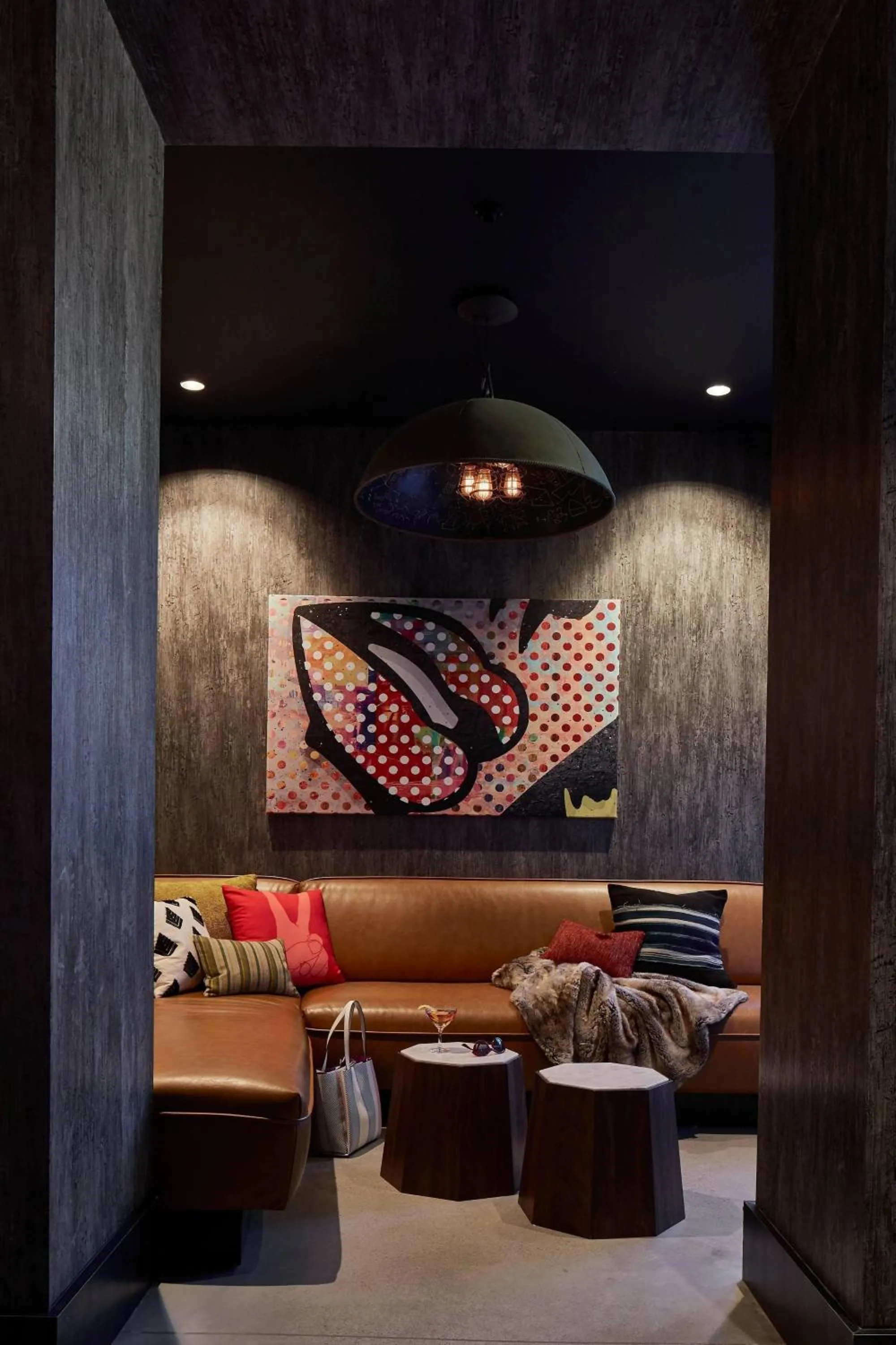 Living room in Moxy Atlanta Midtown