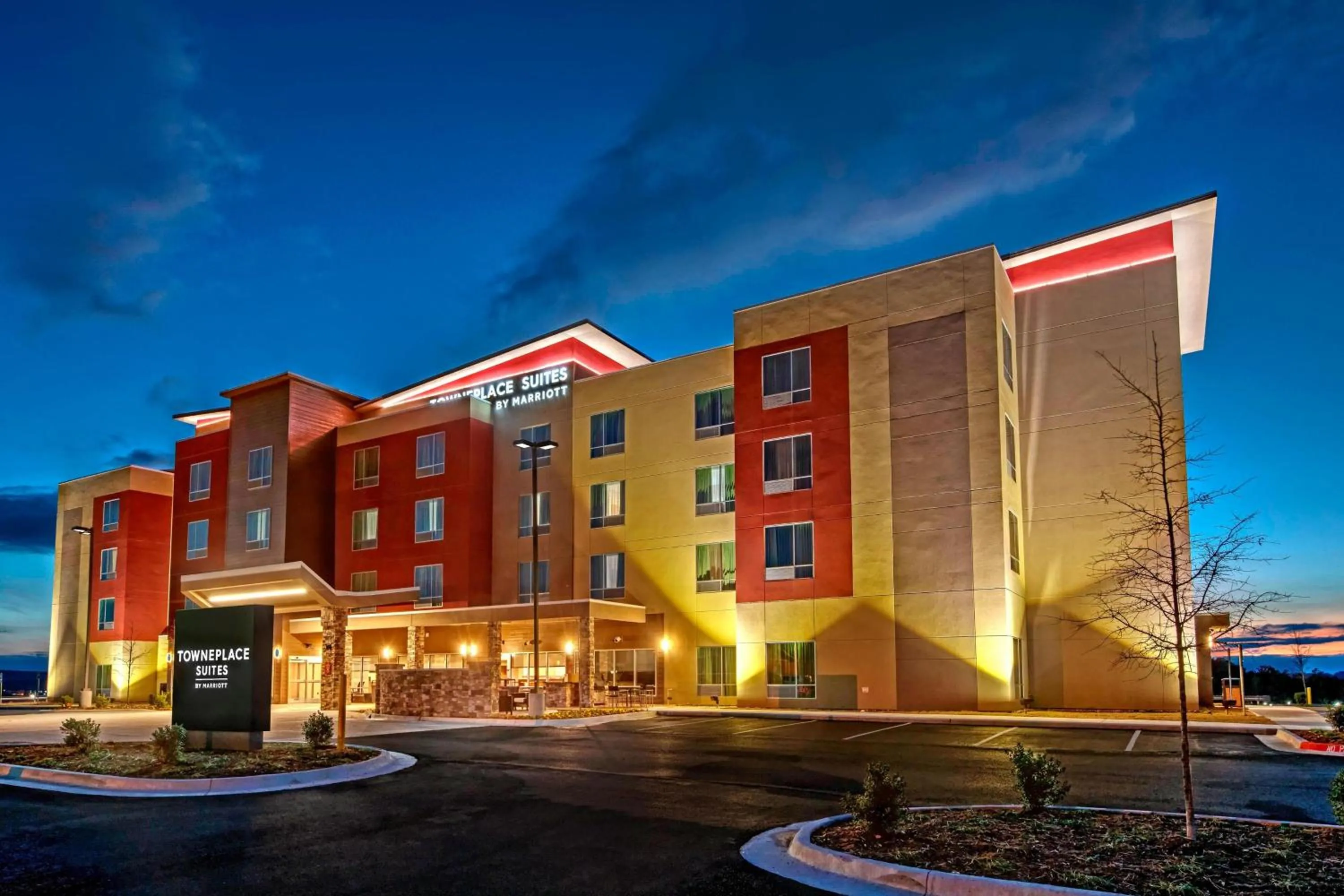 Property building in TownePlace Suites by Marriott Hot Springs