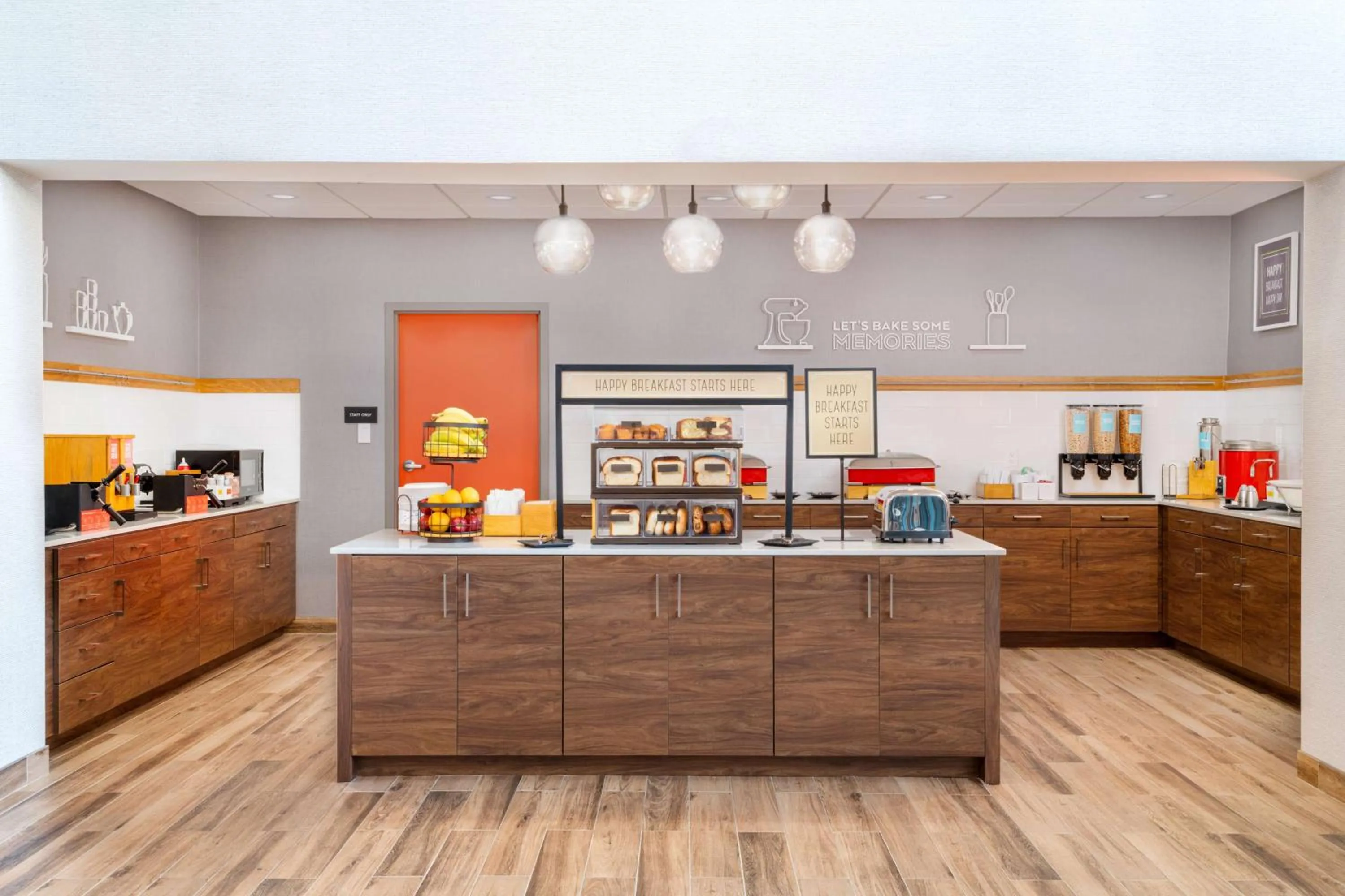 Breakfast in Hampton Inn & Suites Fort Myers Beach/Sanibel Gateway