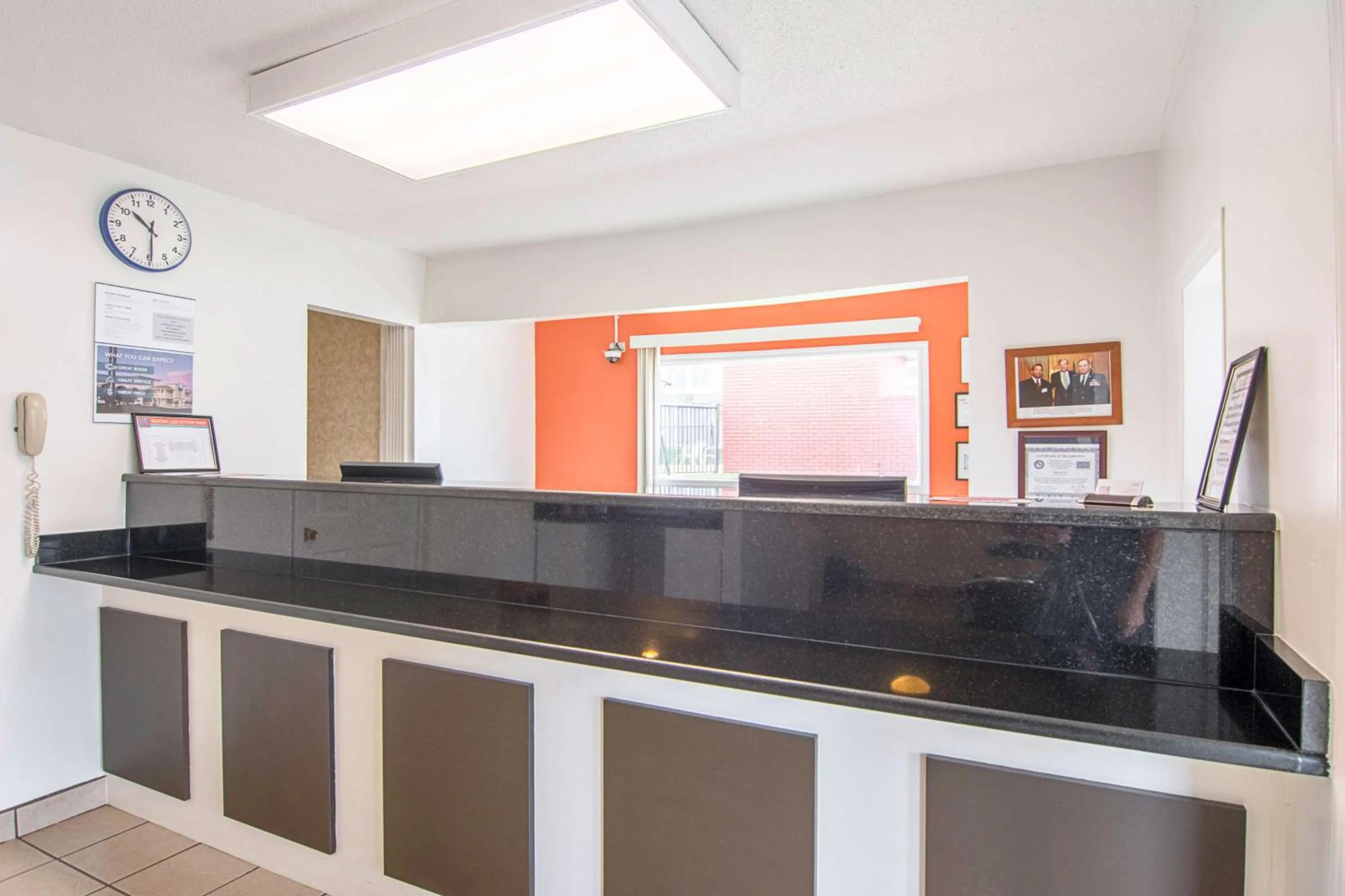 Lobby or reception in Motel 6-Gainesville, GA