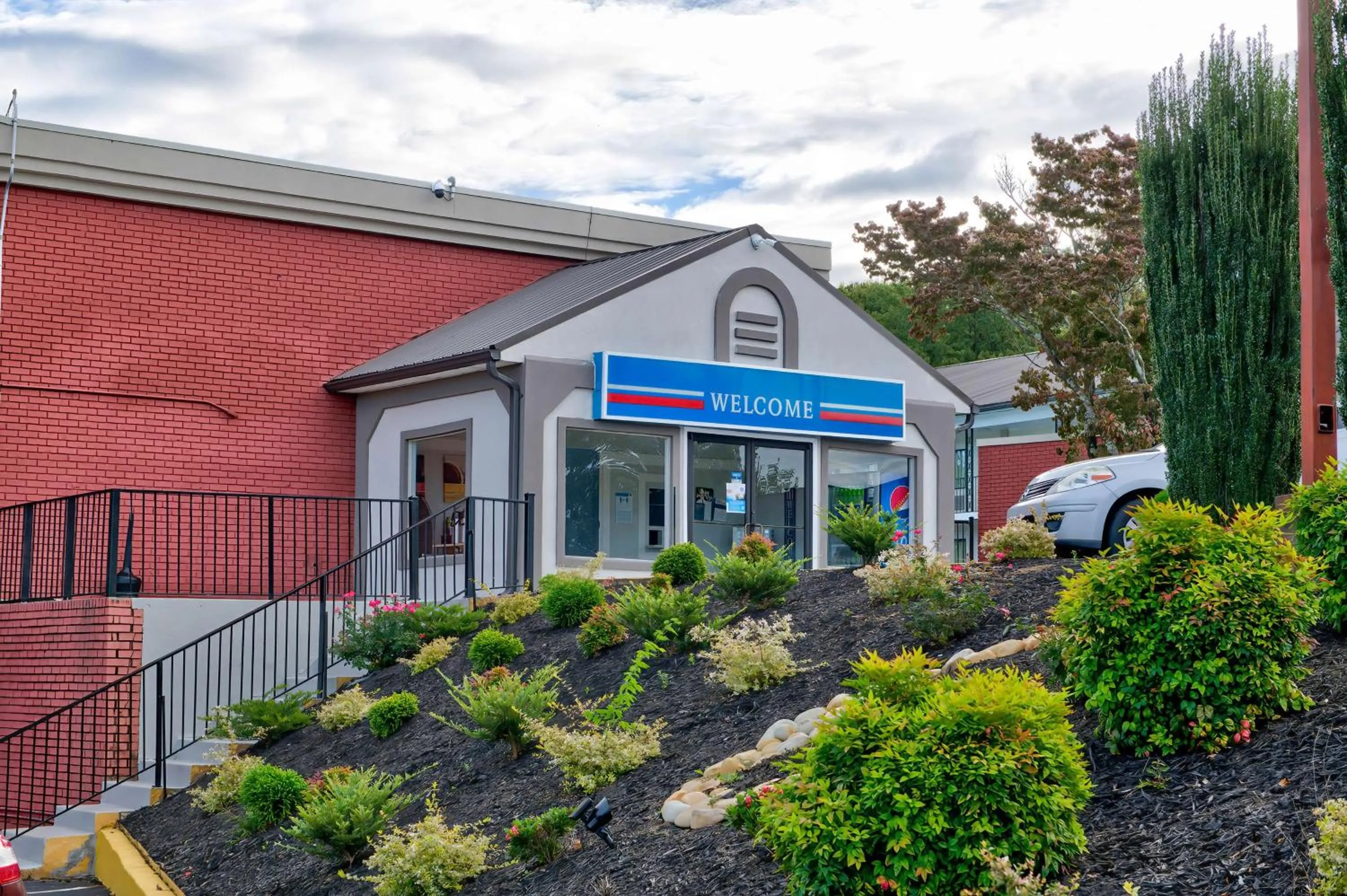 Property building in Motel 6-Gainesville, GA