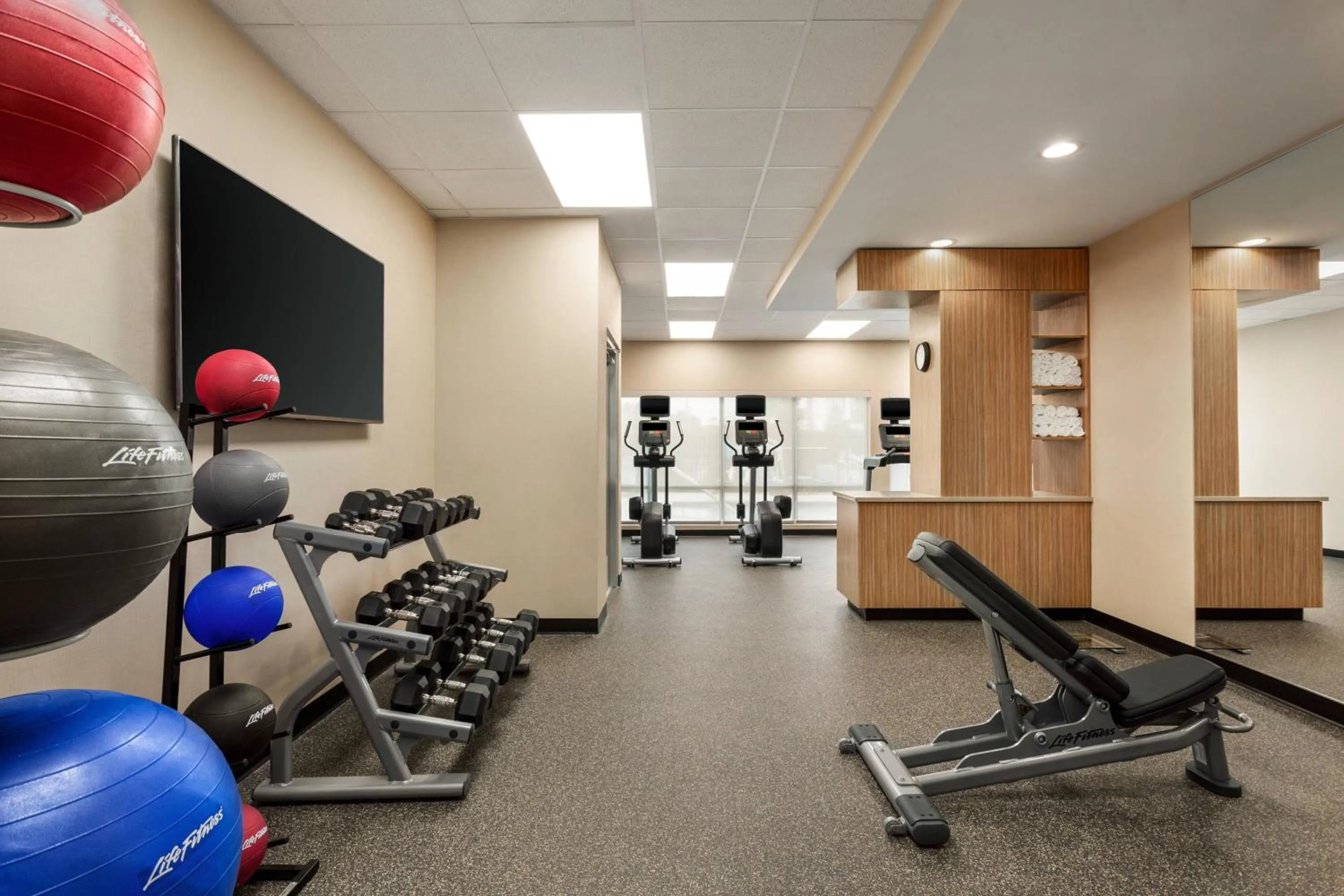 Fitness centre/facilities in TownePlace Suites by Marriott Memphis Southaven