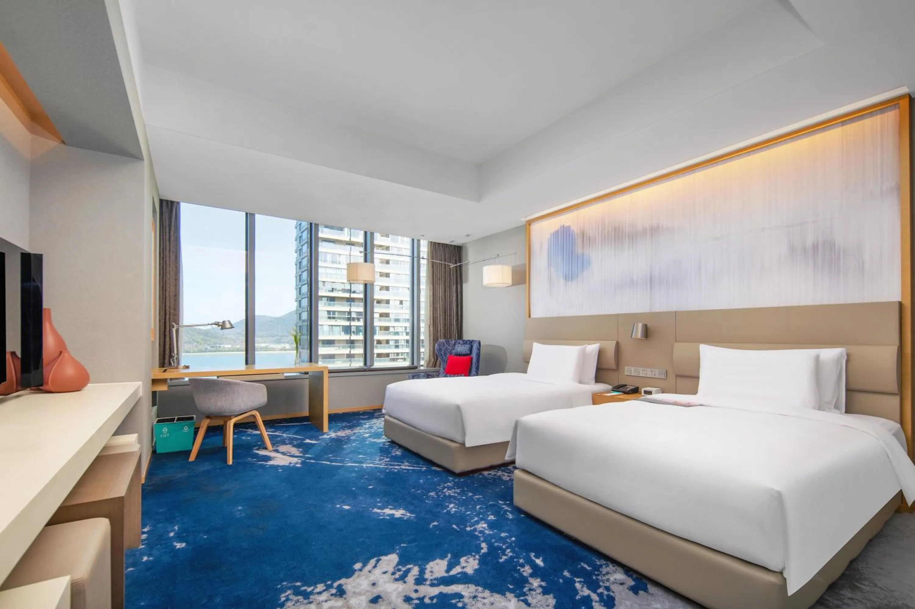 Property building, Bed in Le Meridien Hangzhou, Binjiang