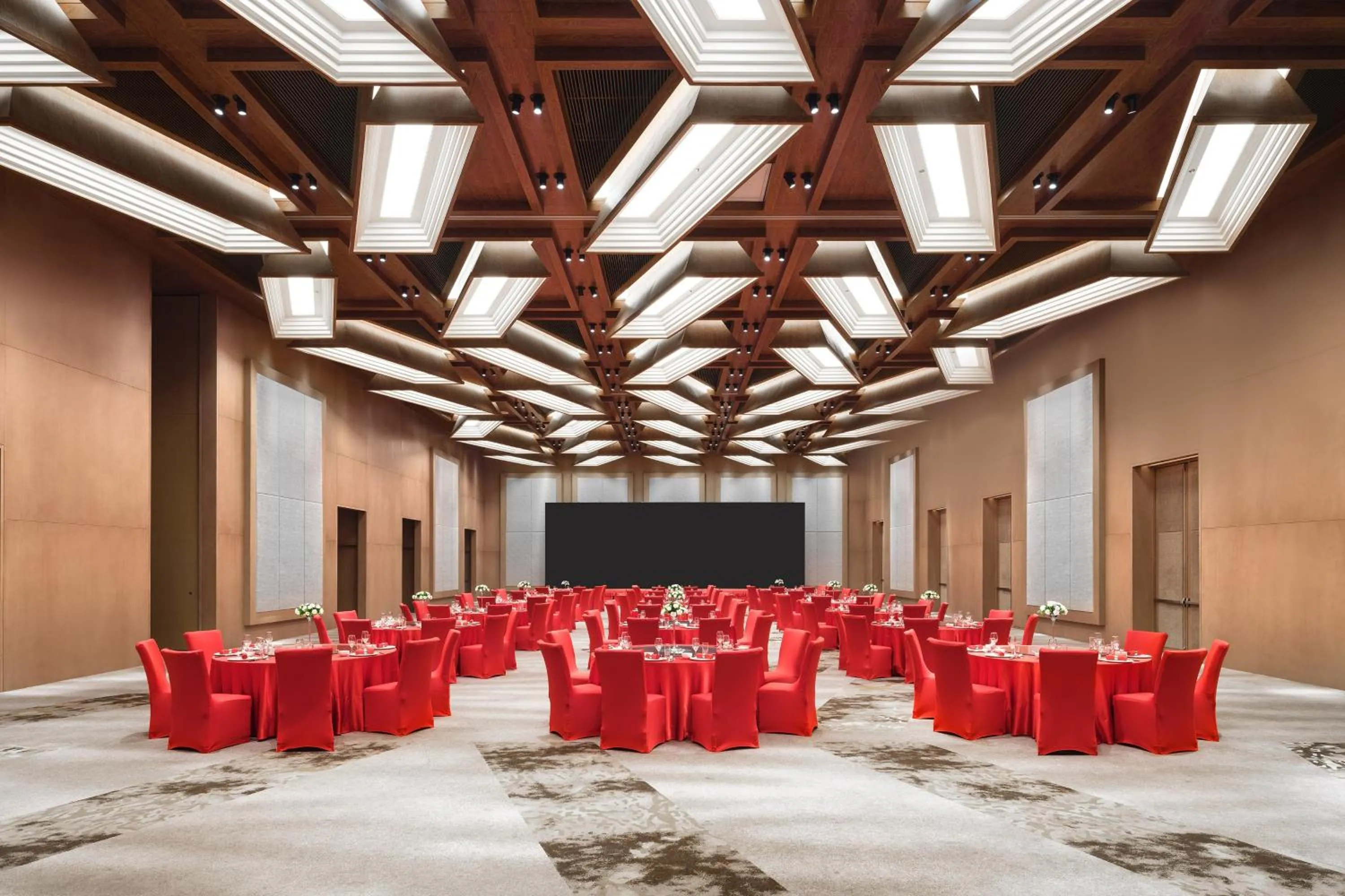 Meeting/conference room in Le Meridien Hangzhou, Binjiang