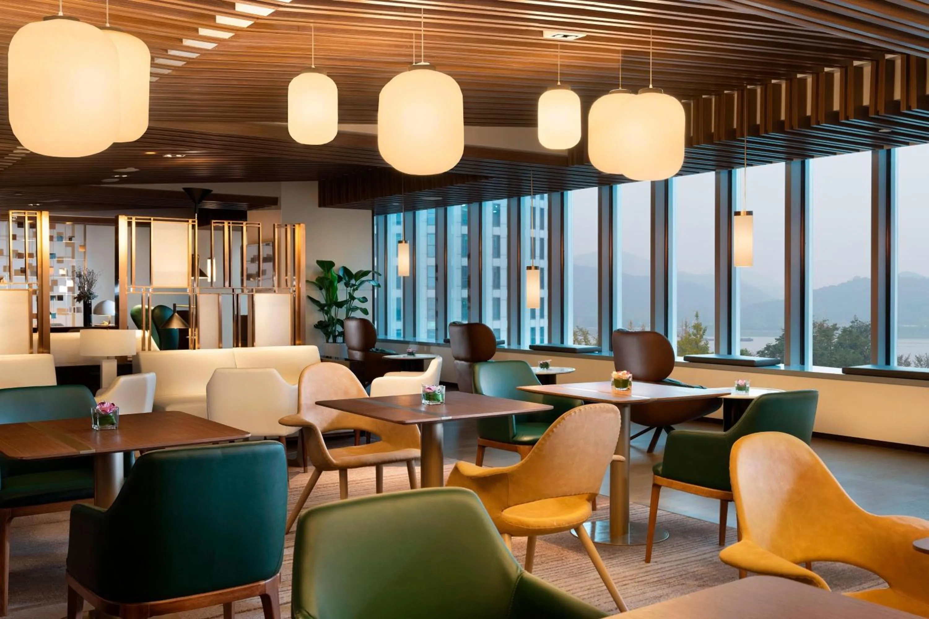 Lounge or bar in Le Meridien Hangzhou, Binjiang