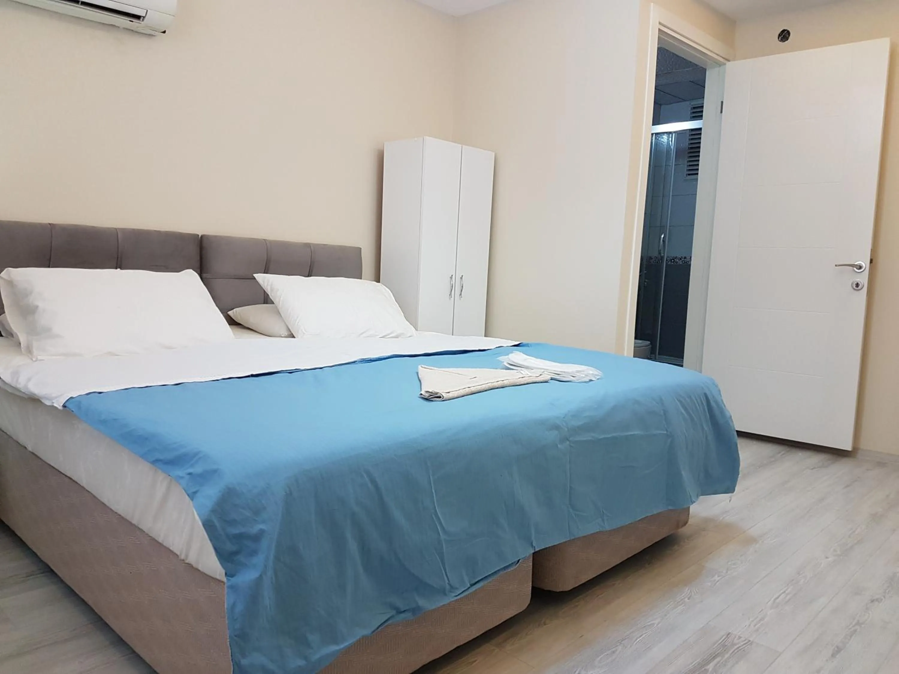 Bed in Yeşilyurt Pansiyon Hotel