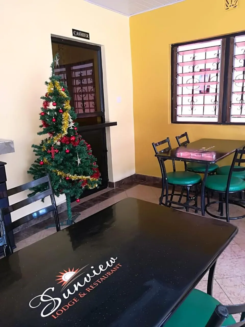 Breakfast in Sunview Lodge & Restaurant