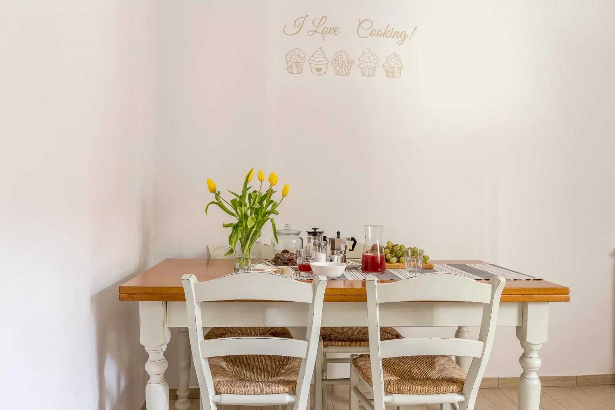 Coffee/tea facilities in Emma & Olga Apartments -In the city Centre-