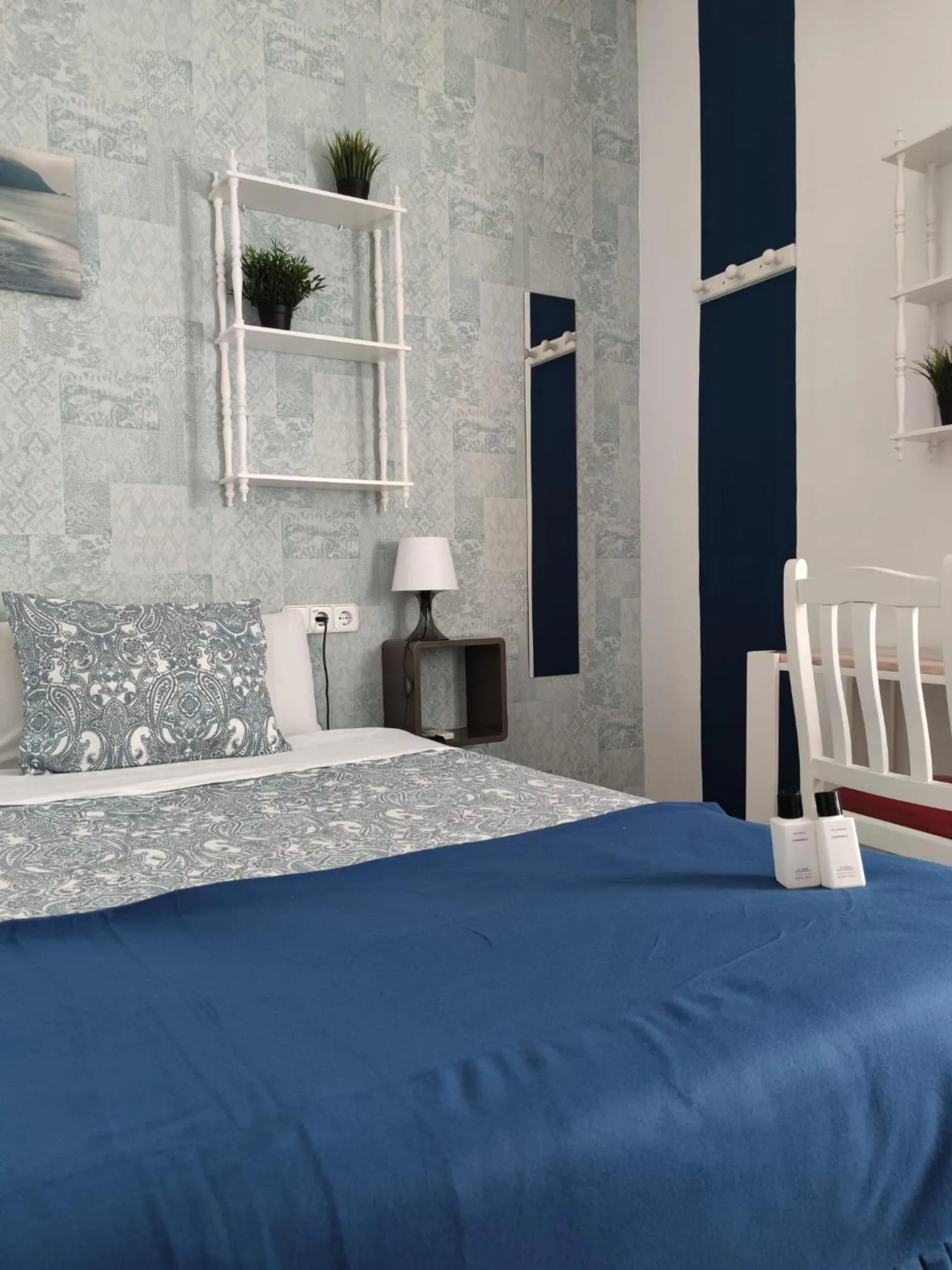 Bedroom, Bed in Fuencarral Adeco