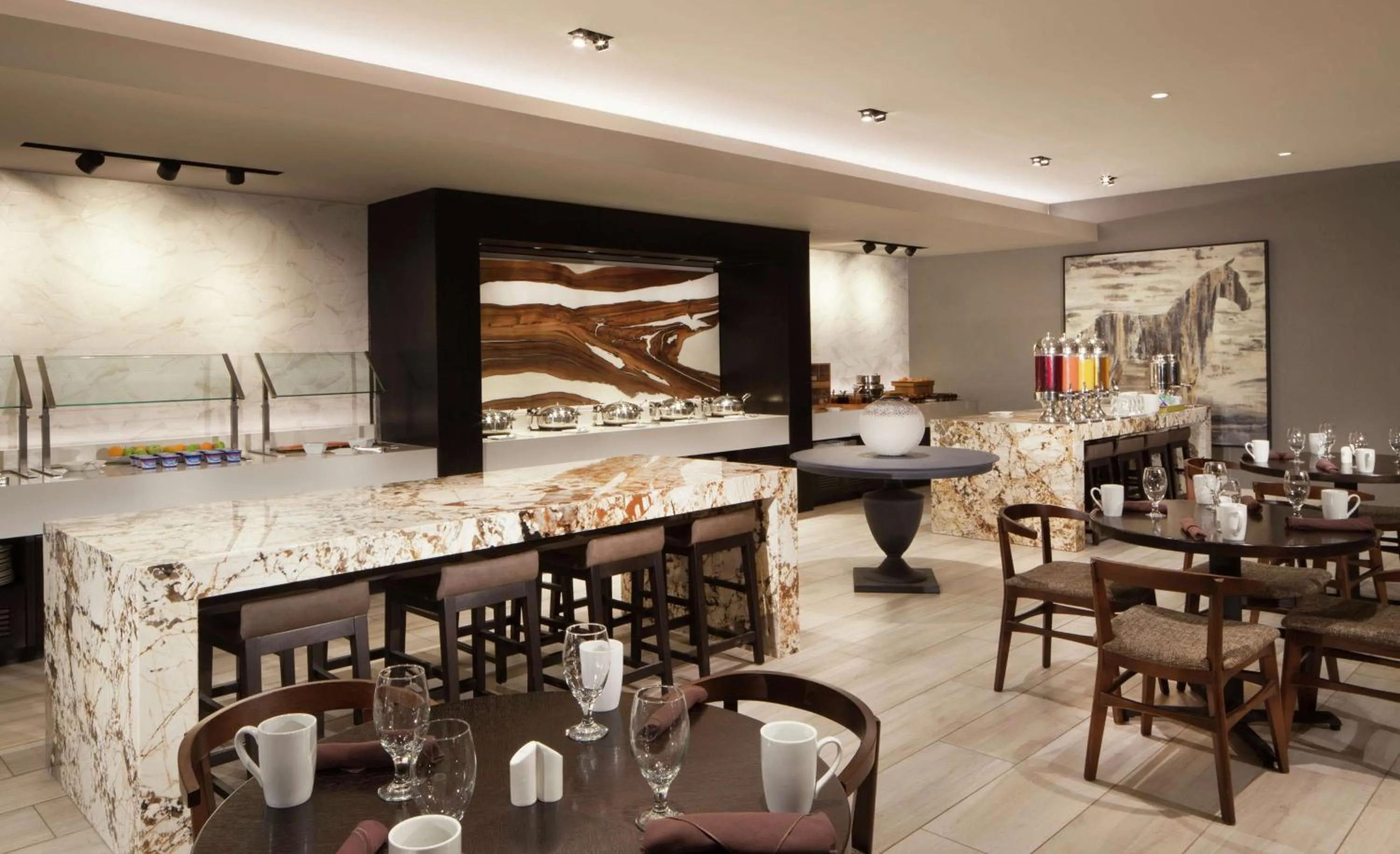 Restaurant/places to eat in Hilton Fort Worth