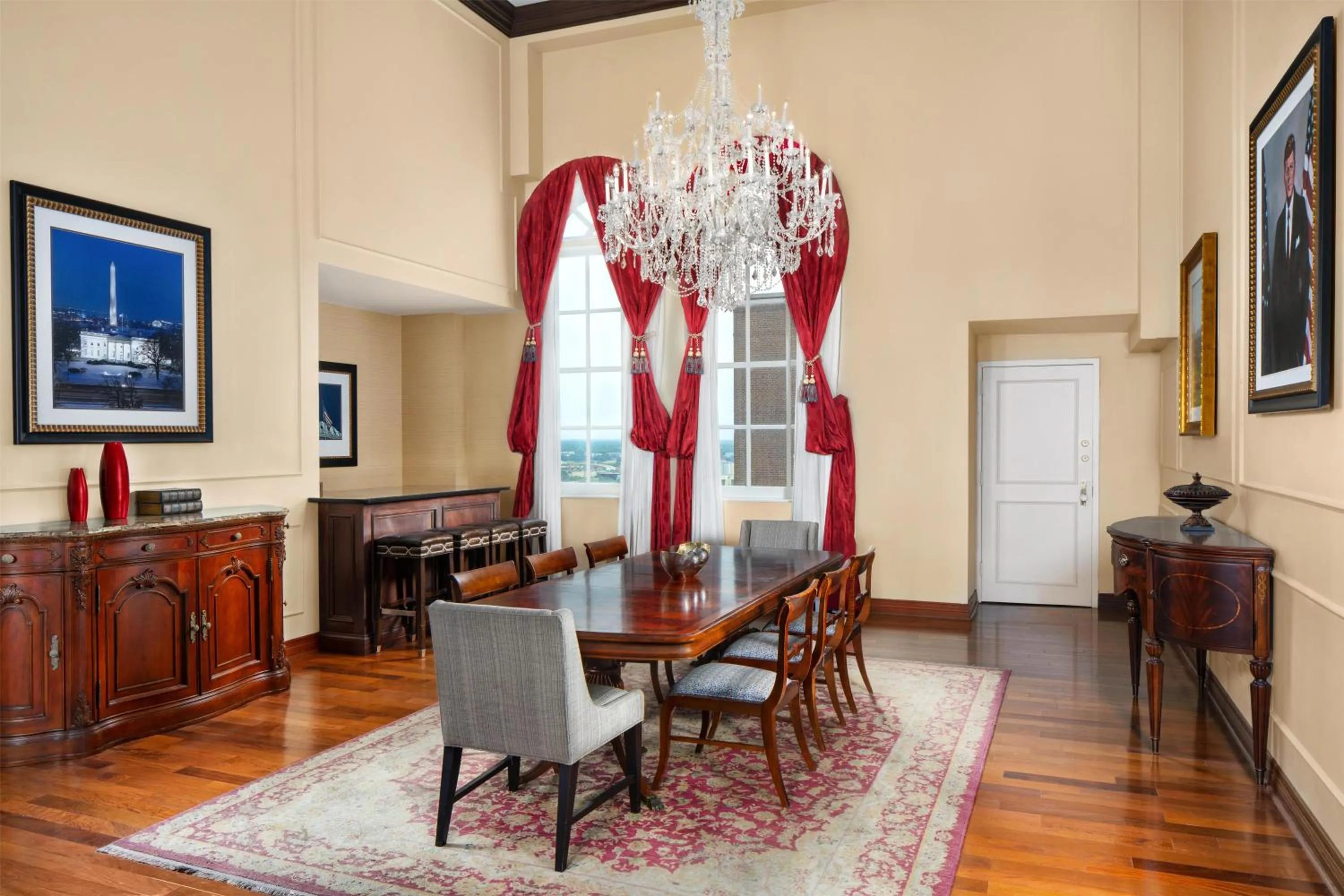 Living room in Hilton Fort Worth