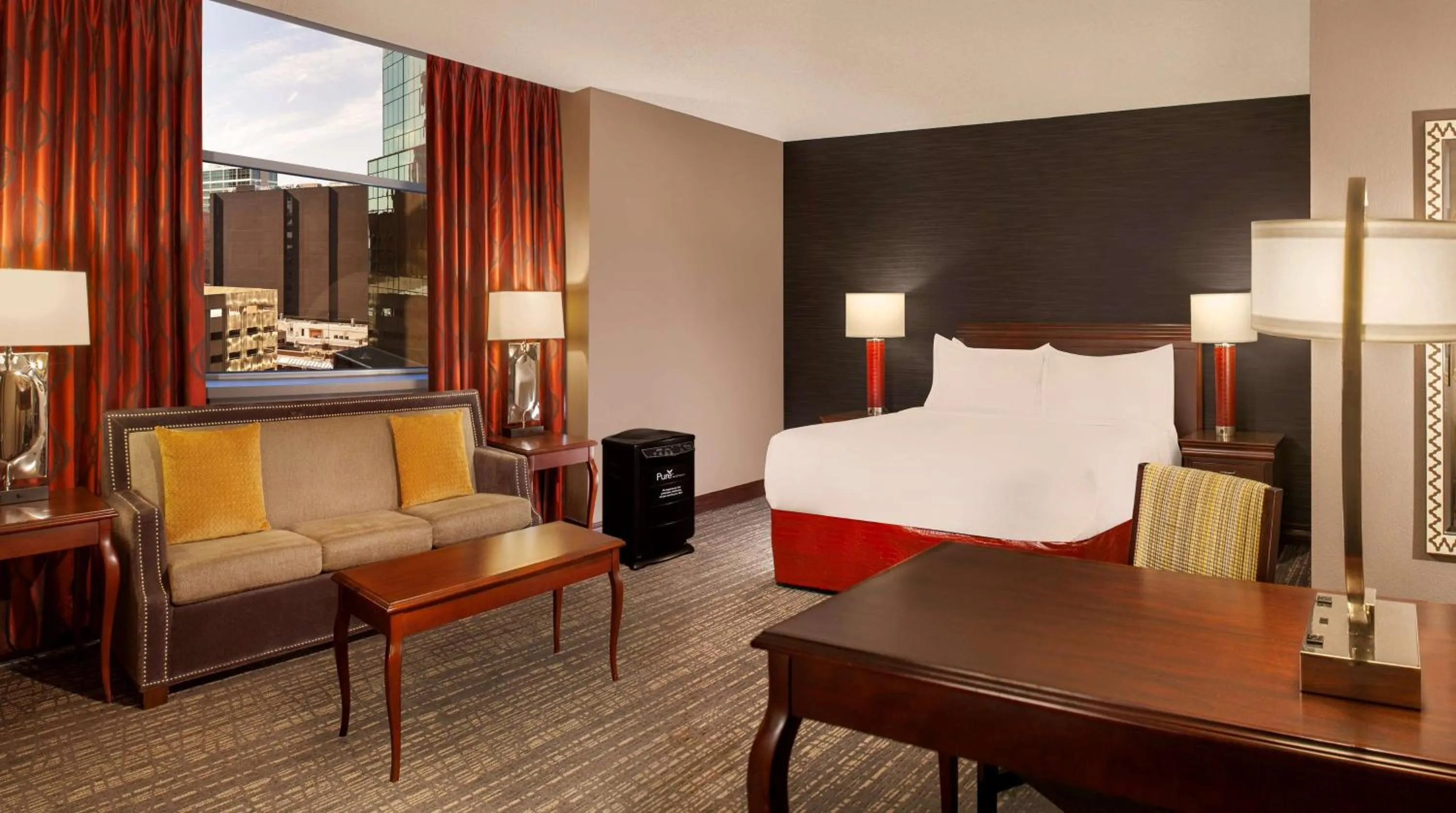 Bedroom in Hilton Fort Worth